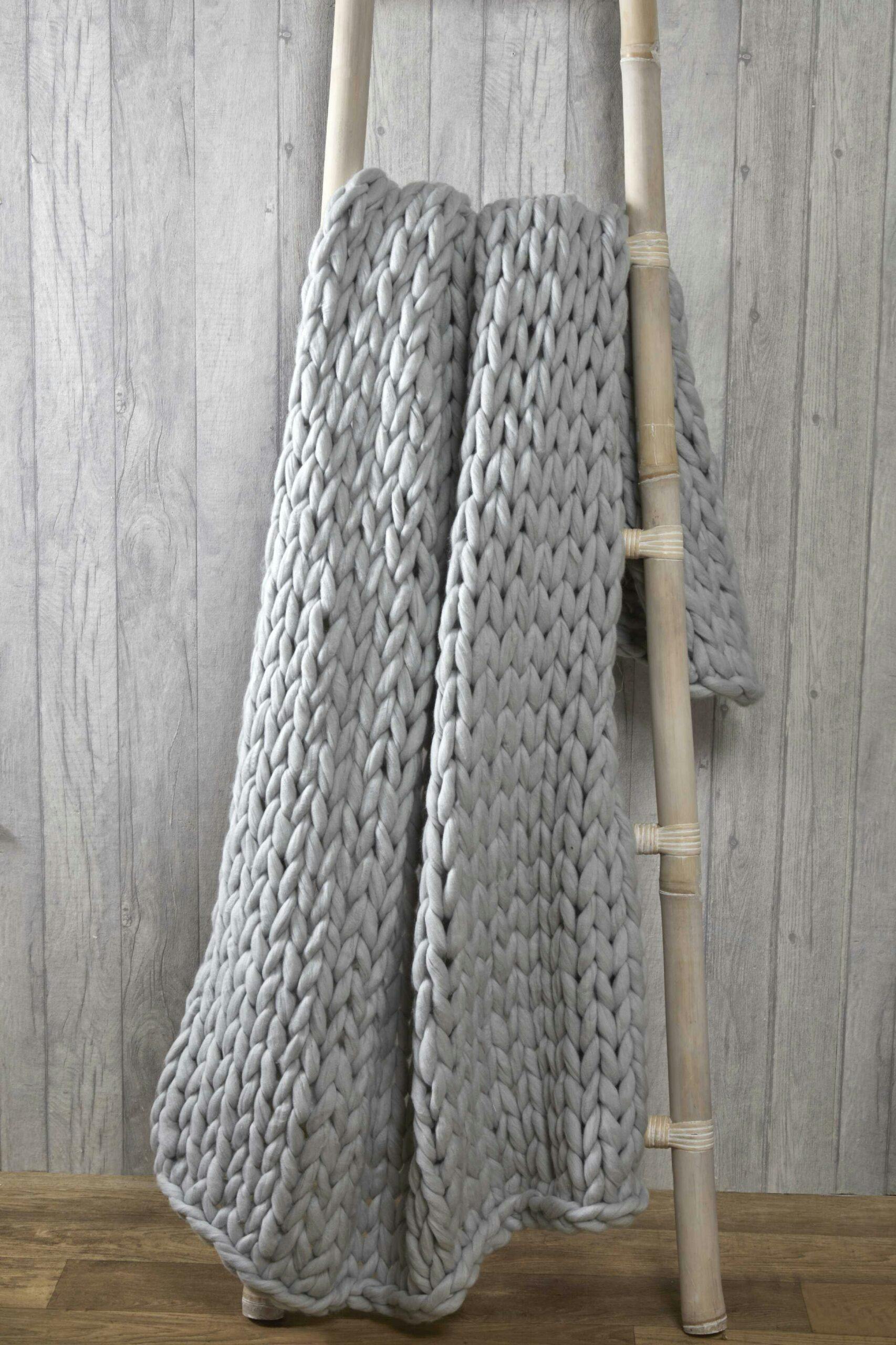 Rackhams Grey Chunky Hand-Knitted Cable Knit Throw -120X150cm