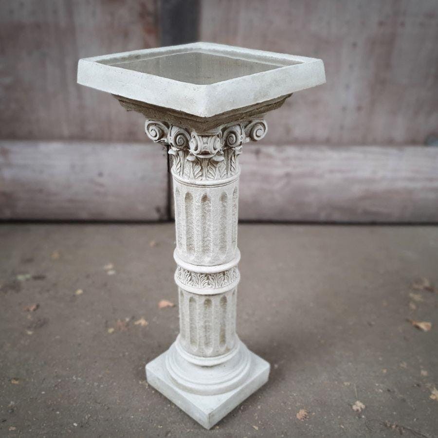 Spa Classic Corinthian Birdbath With Square Top