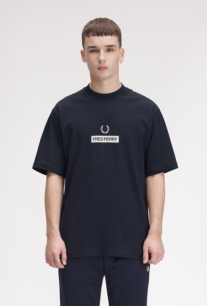 Fred Perry Unisex Navy Graphic T-Shirt - Size 18/16/42 - Image 4