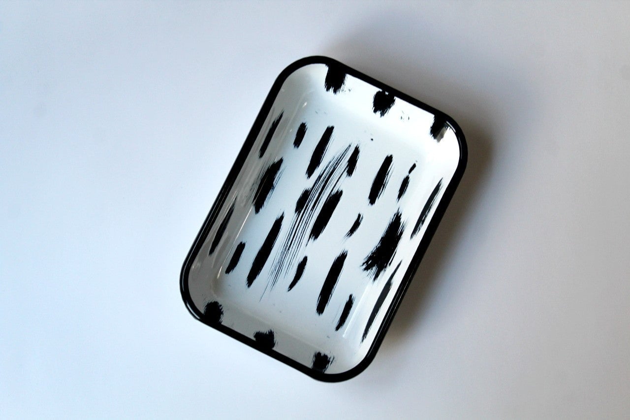 Rackhams White/Black Stripe Collection Enamel Rectangular Serving And Roasting Dish - 21(W) X 14(D) X 4(H) Centimeters