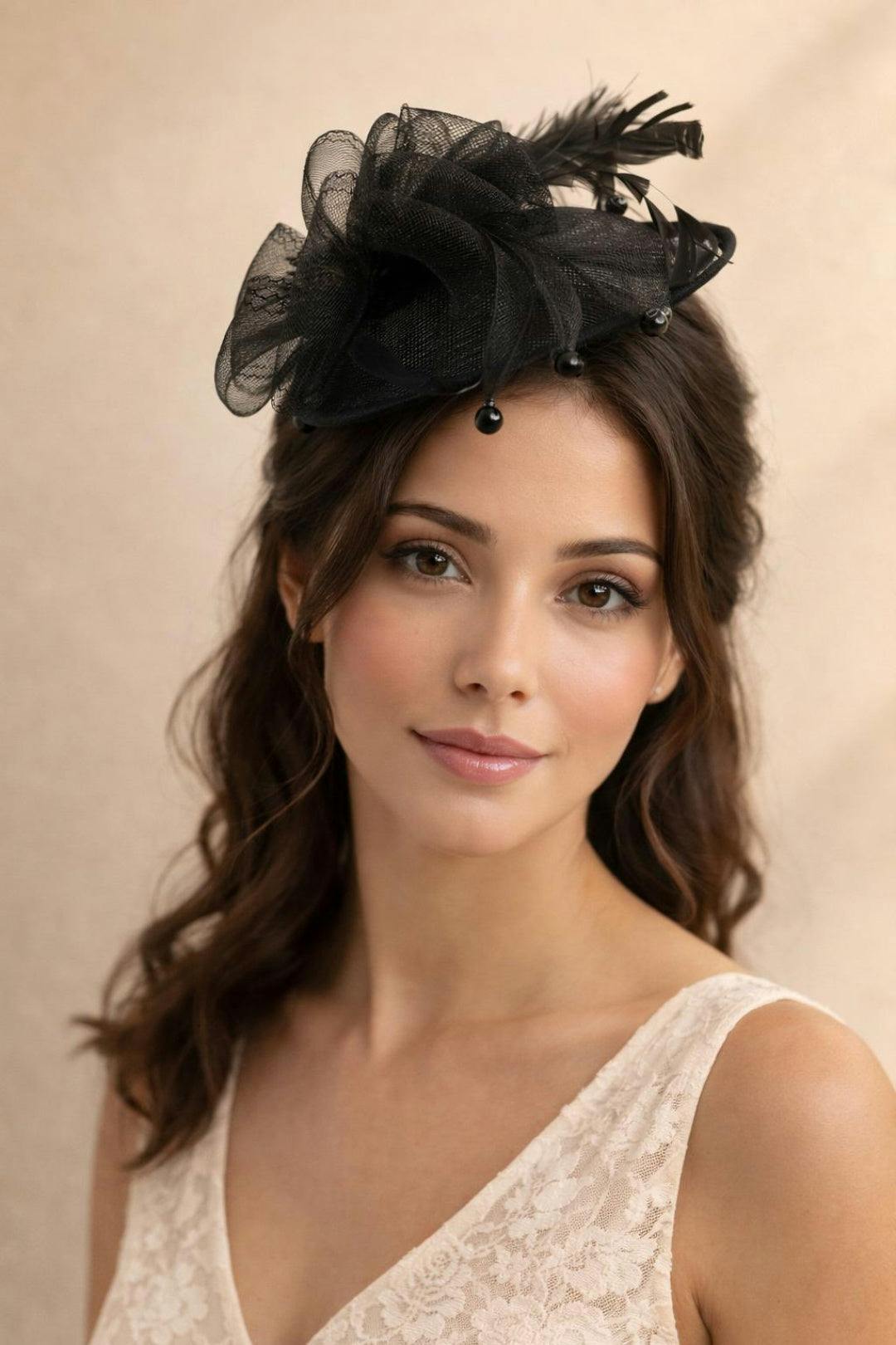 SVNX Women's Feather & Bow Bloom Fascinator in Black - Image 4