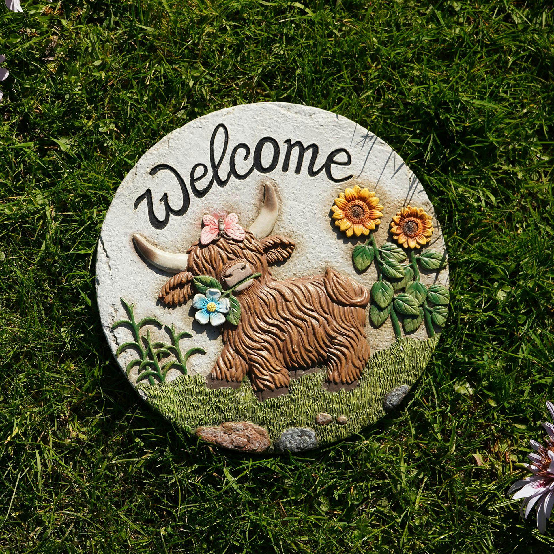 Rackhams Cement Stepping Stones Highland Cow - Welcome