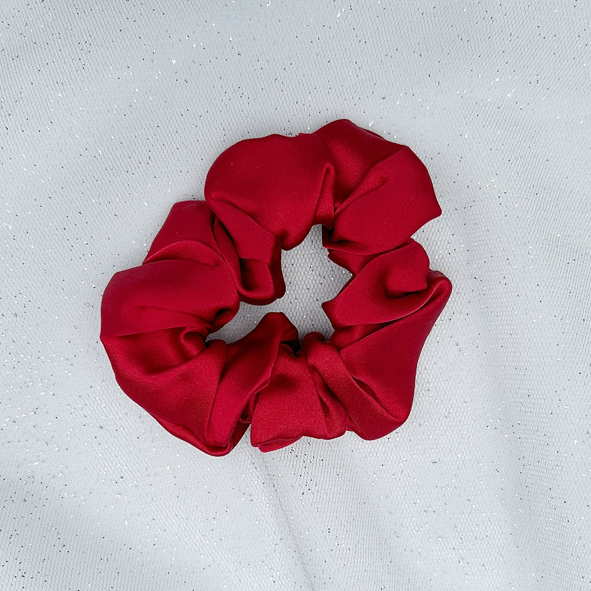 Queenmee Accessories Dark/Red Silk Scrunchie In Mulberry Silk