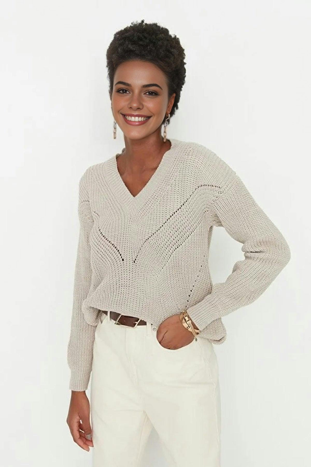 Wovcor Women's Beige Openwork V-Neck Knit Sweater - S