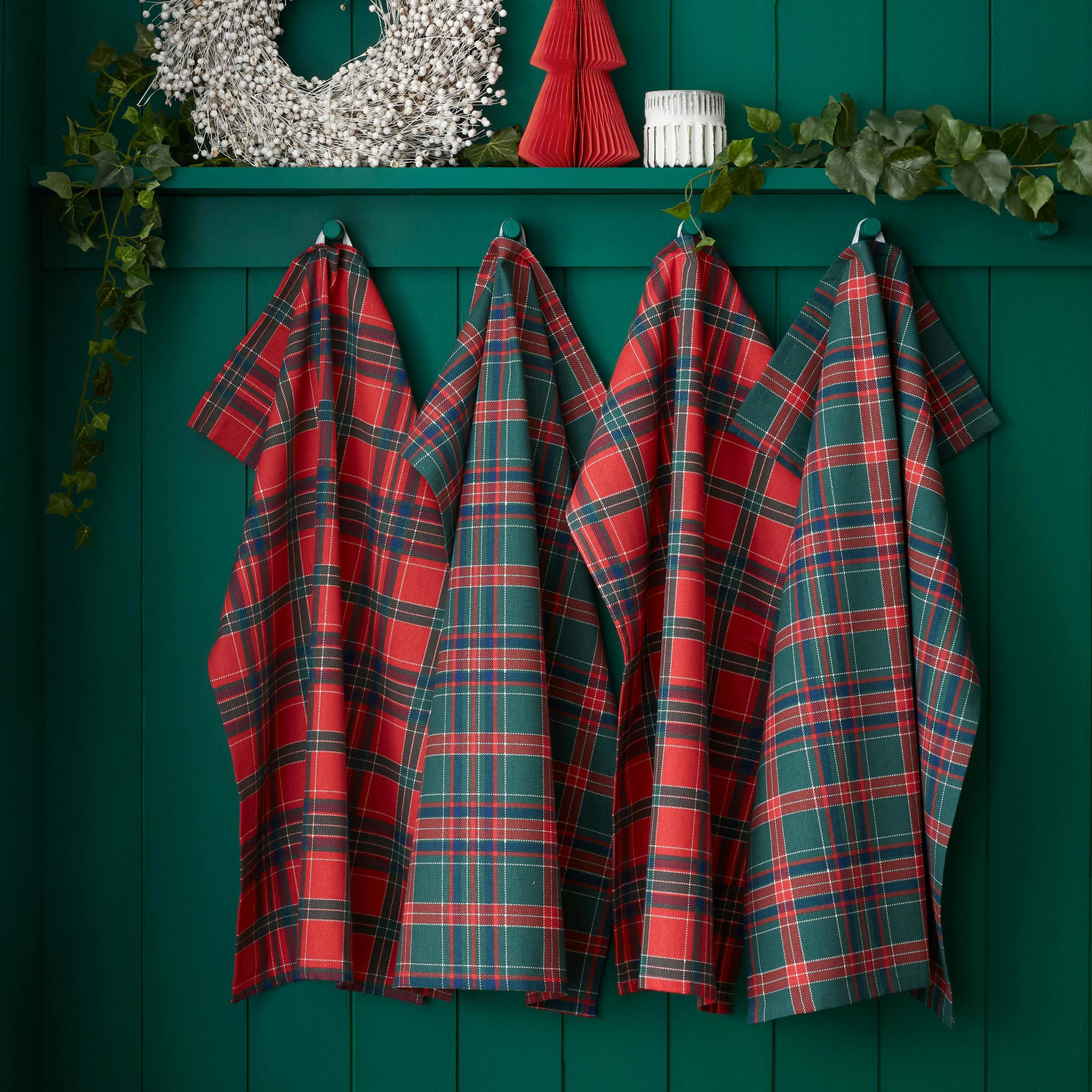 Catherine Lansfield Red/Green Christmas Tartan Check Kitchen Tea Towel Pack Of 4