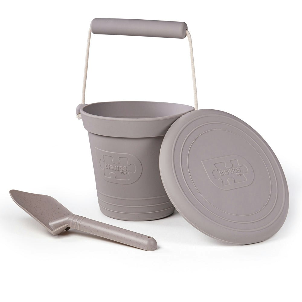 Bigjigs Toys Grey 3 Silicone Beach Toys, Bucket, Flyer And Spade