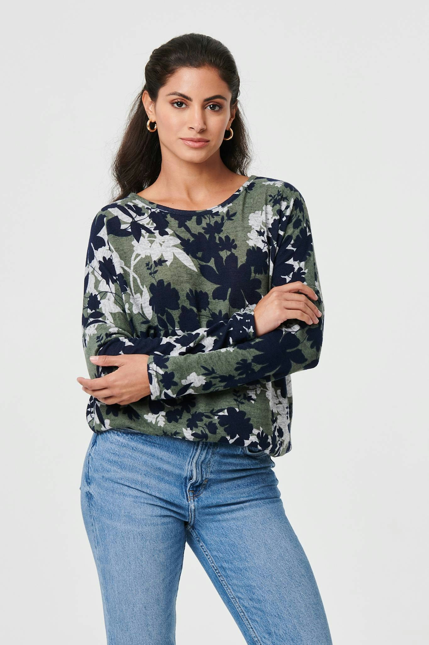 Izabel London Green Leaf Print Long Sleeve Relaxed Top - 10