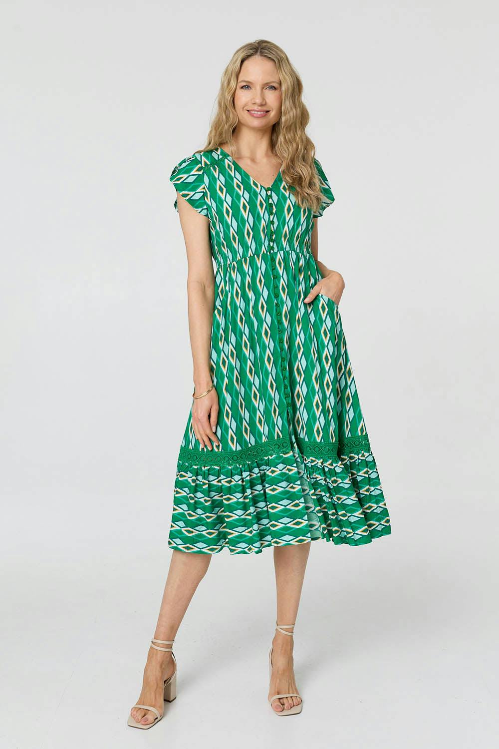 Izabel London Green Geo Print Cap Sleeve Lace Midi Dress - 18
