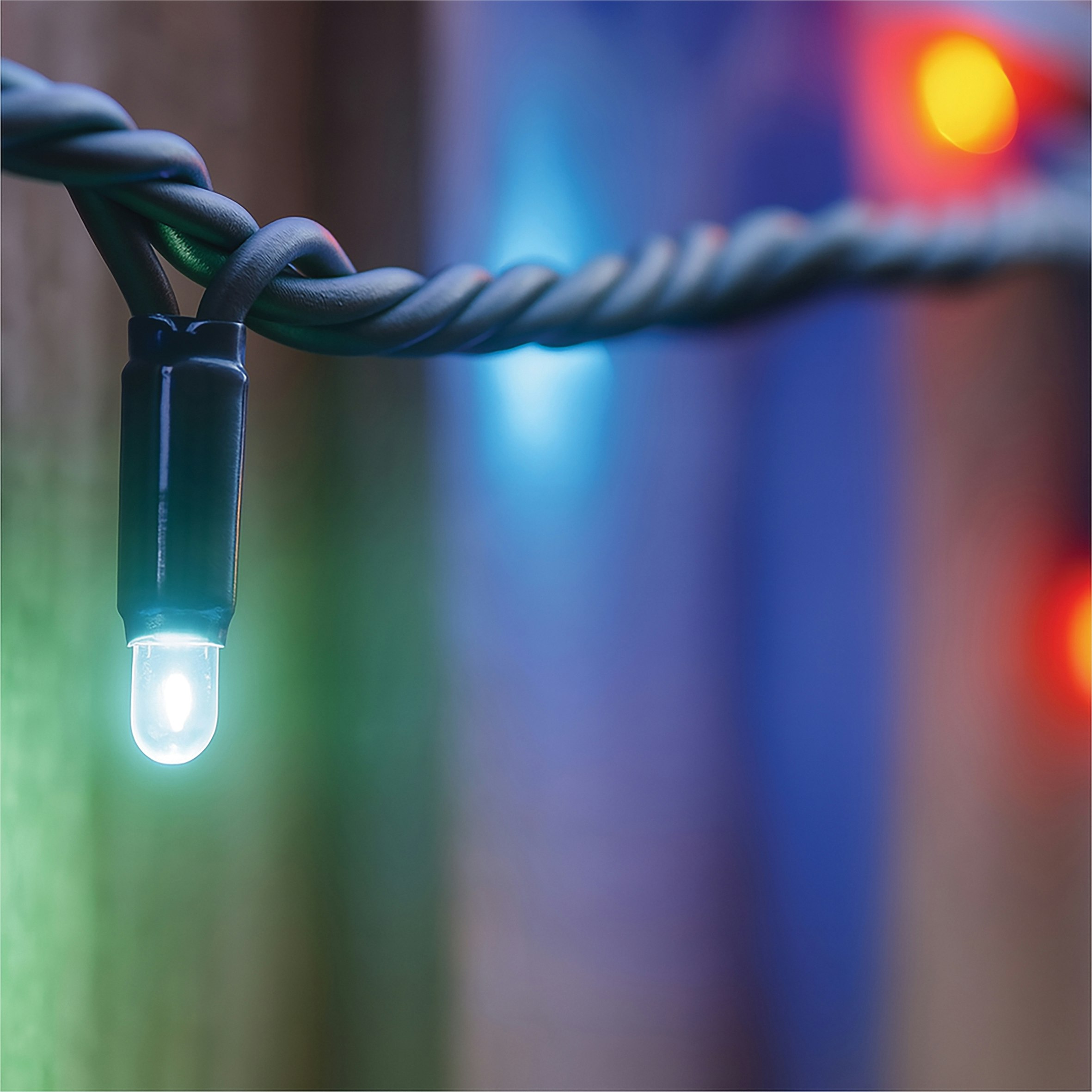 Eagle Connect Black Led String Lights Rubber Rgby Flash 5M