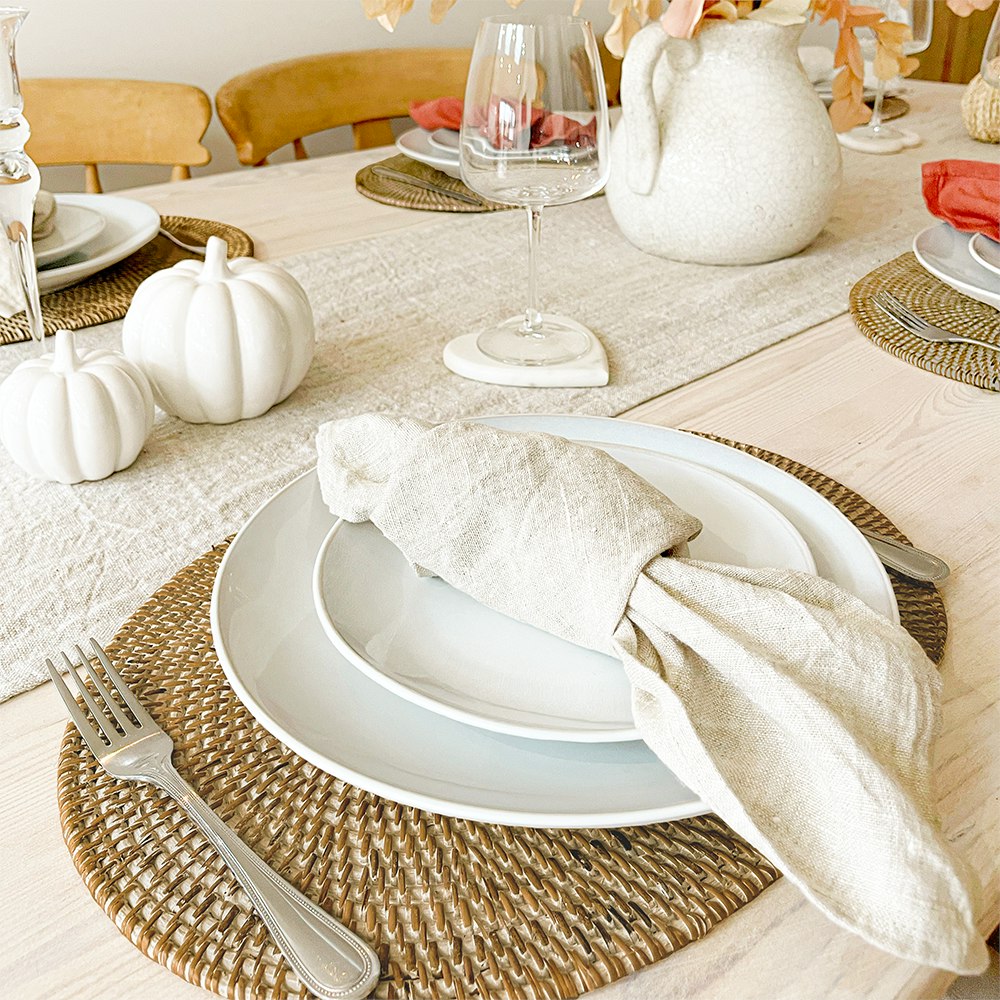 Rackhams White Oval Rattan Dinning Placemats - Natural