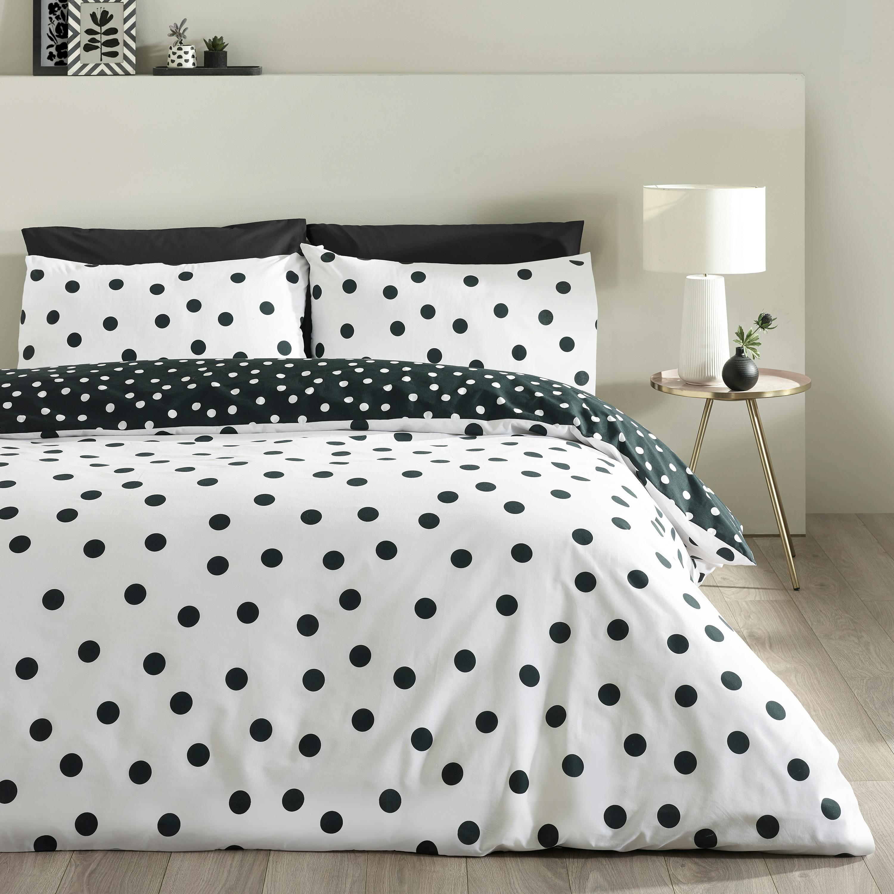 Catherine Lansfield Black/White Polka Dot Reversible Duvet Cover Set / - Single