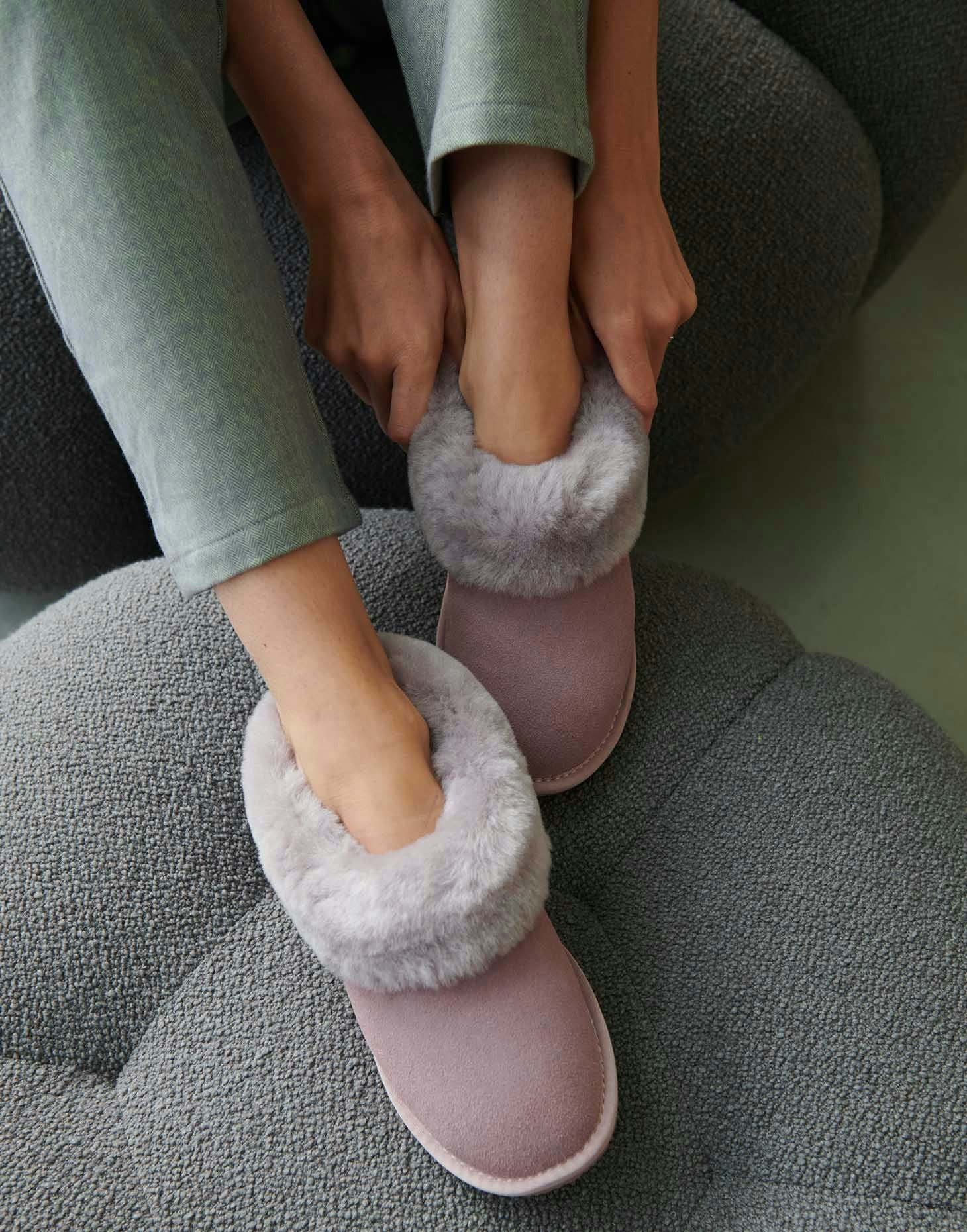 British Boxers Women's Heather Sheepskin And Suede Slipper Boots – Mushroom - Uk 7 (Eu 40)