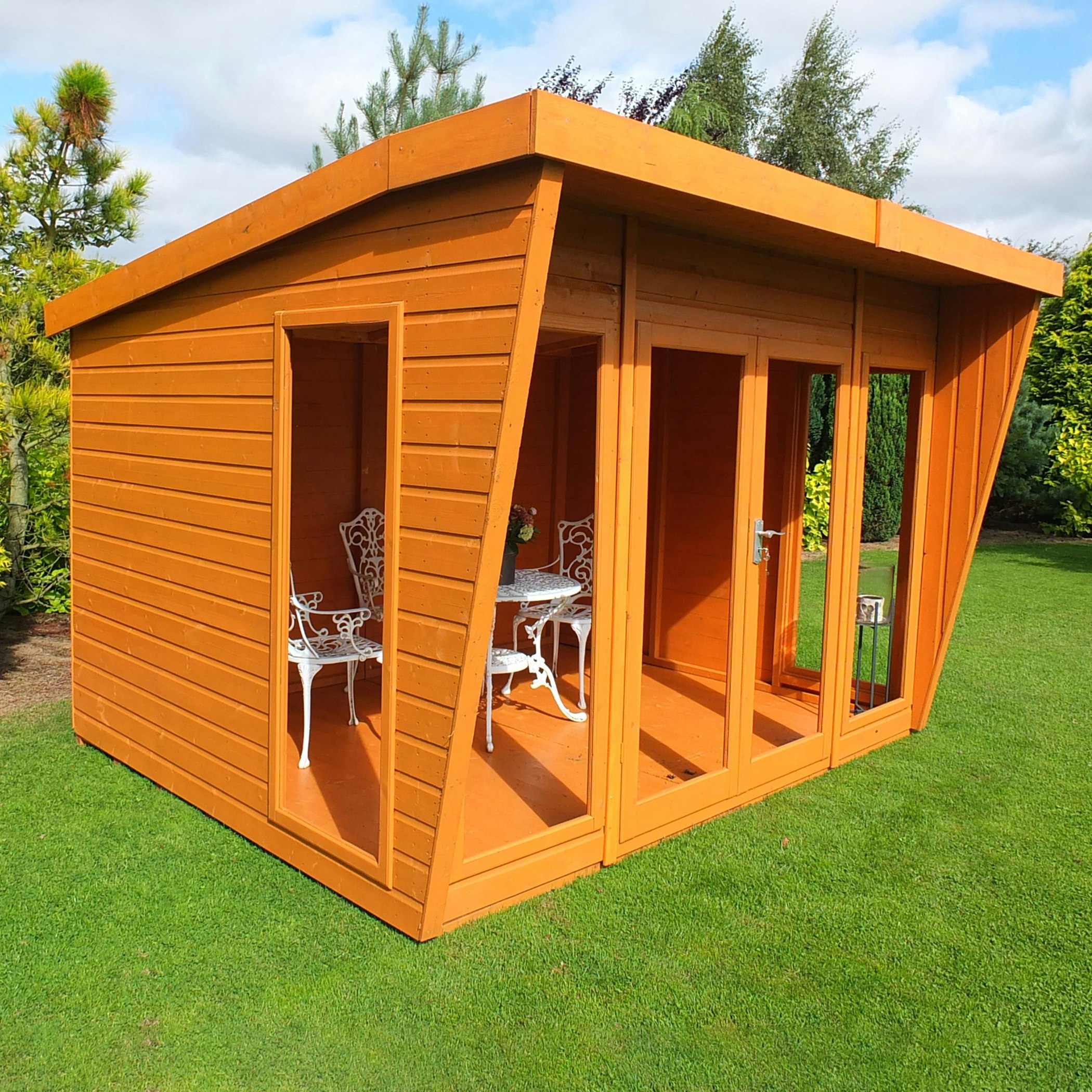 Rackhams Light 10X8 Shire Highclere 10X8 Summerhouse