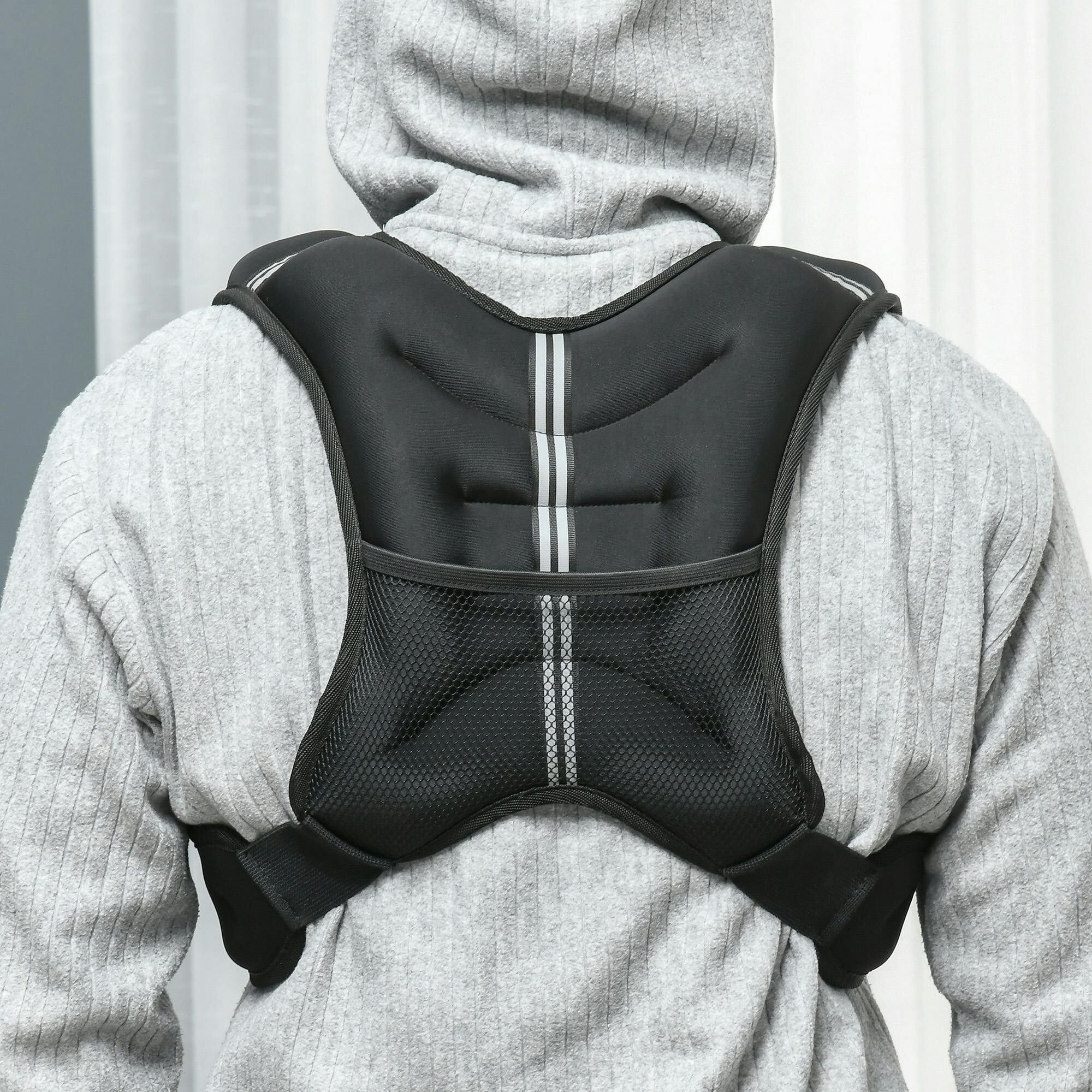HOMCOM 5KG Weighted Vest with Adjustable Straps, Pocket, Reflective Strips in Black - Image 4