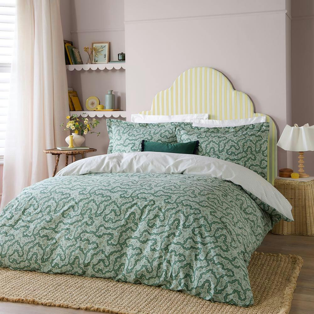 Wylder Brianna Reversible Cotton Floral Duvet Cover Set - Tarragon - Single - Tarragon - 100% Cotton