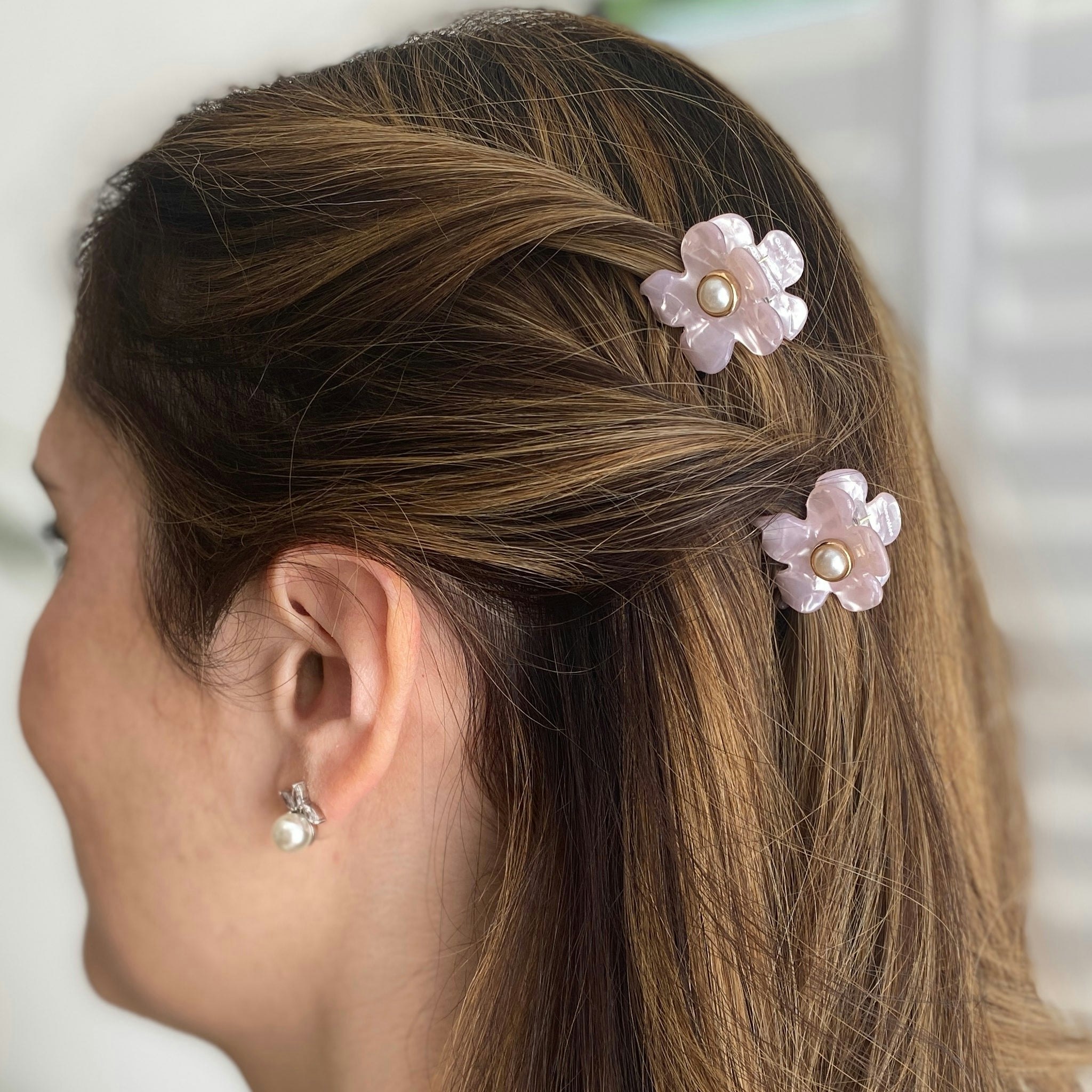 Queenmee Accessories Pink Mini Hair Claw Hair Clip Flower Set Of 2