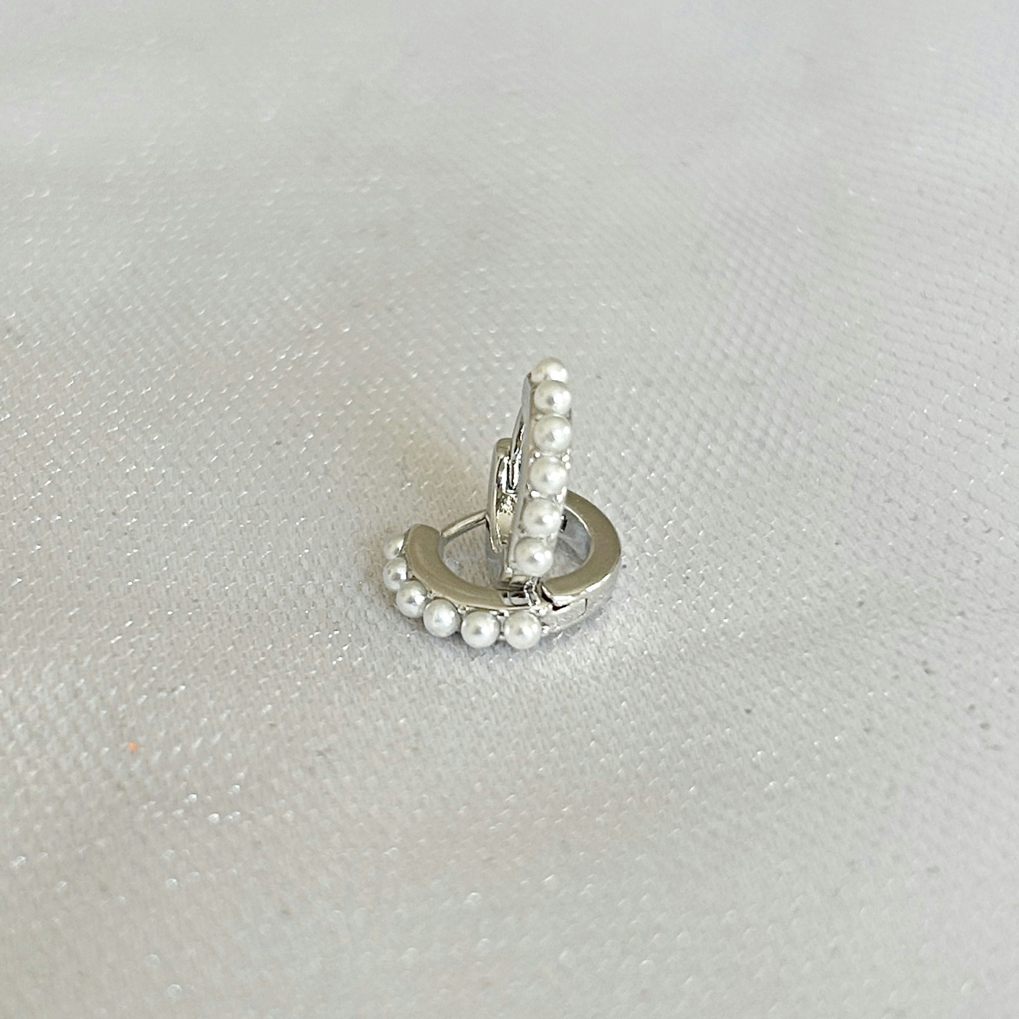 Queenmee Accessories Silver Small Hoop Earrings Pearl Hoop Earrings