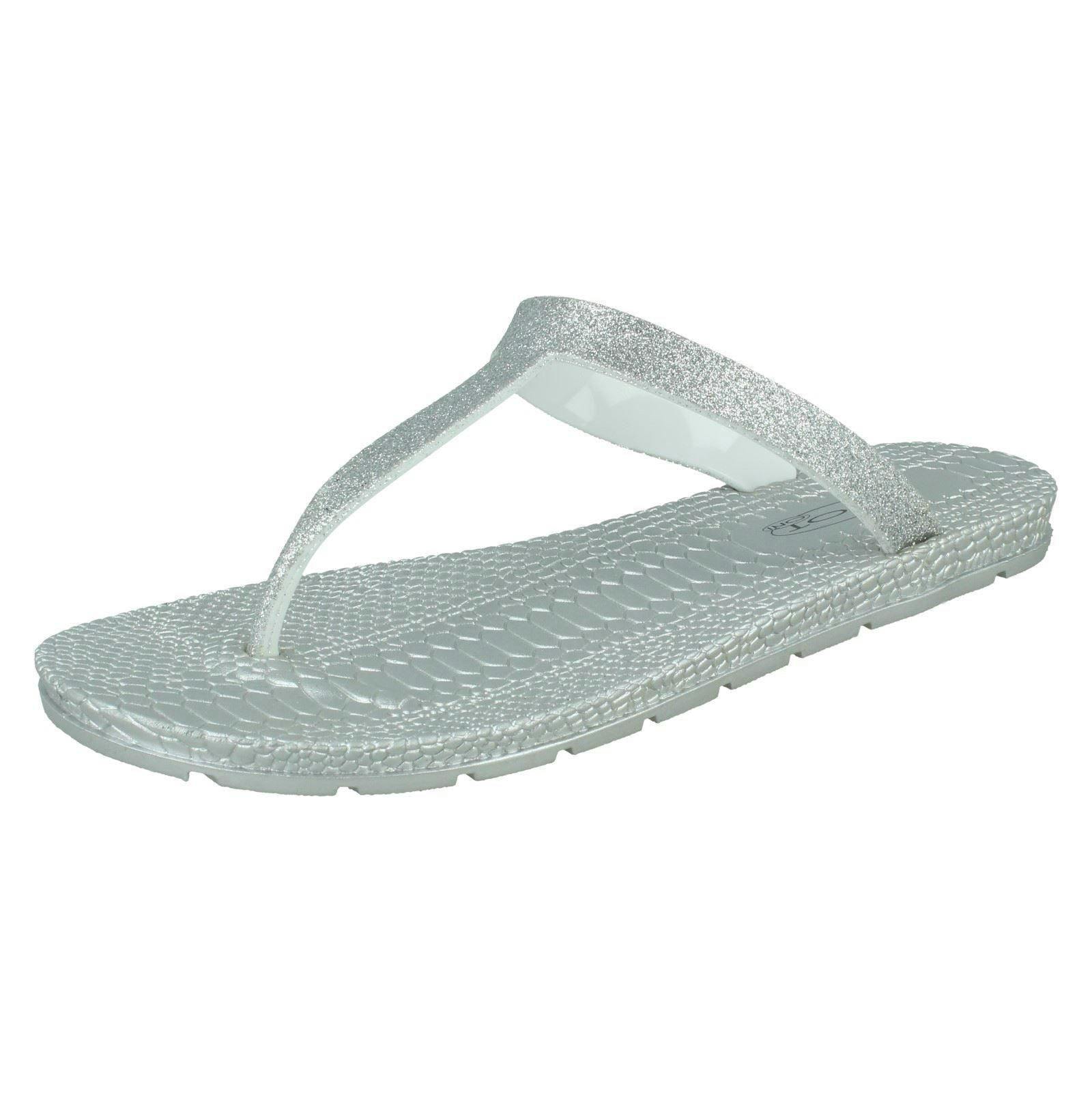 Spot On Women's Silver Flat Toepost Flip Flops F00376 - Uk 6