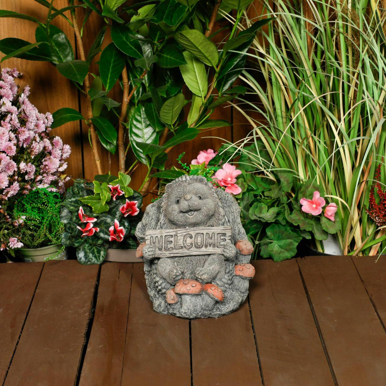 Osn Cheerful Stone Cast Hedgehog With Welcome Sign