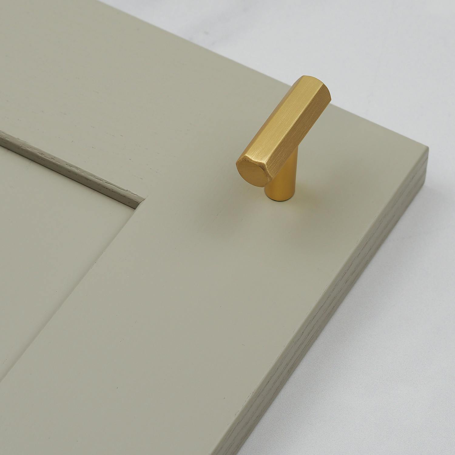 Rackhams Brushed Brass Hexagon T-Bar Cabinet Handle & Knob - 40Mm Knob
