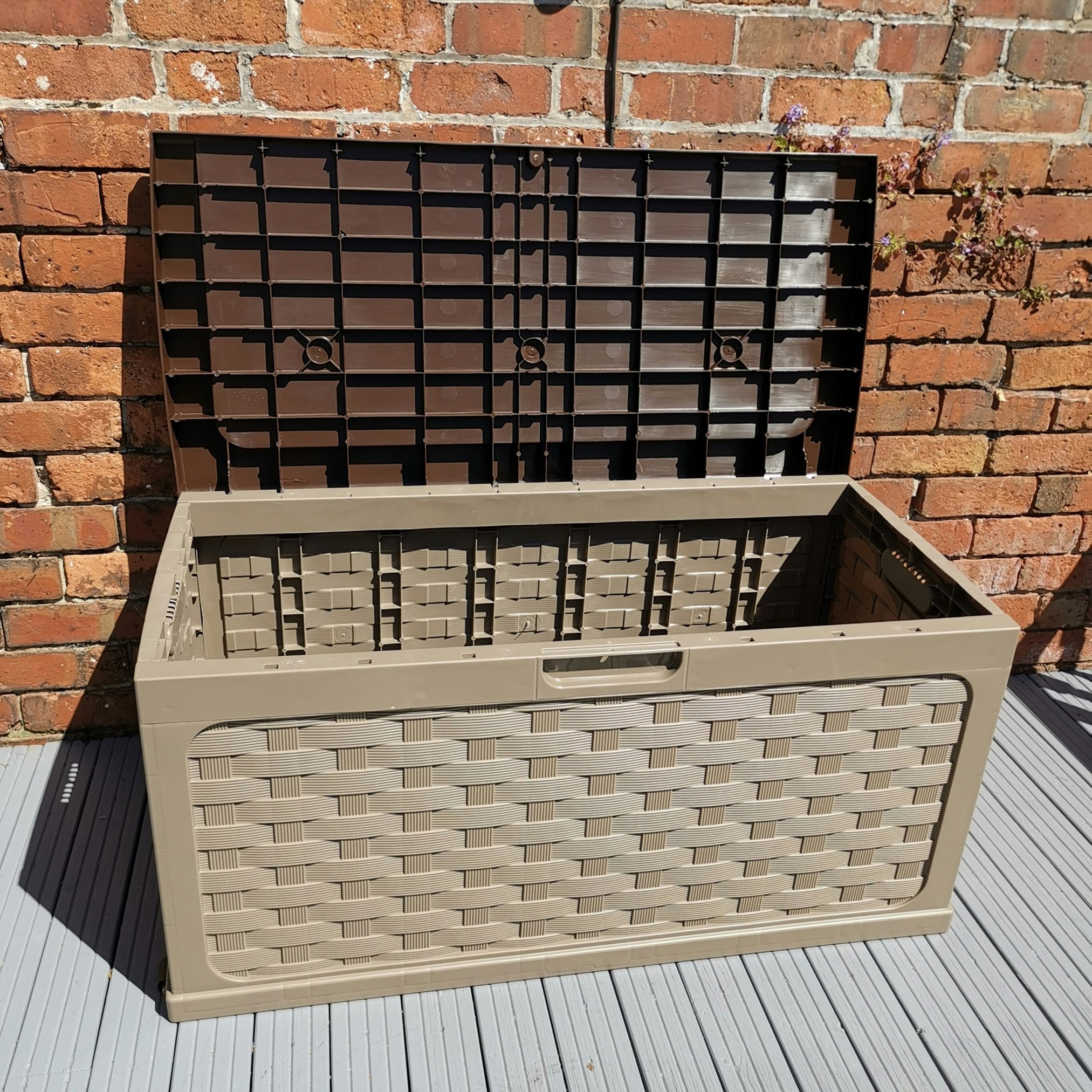 Rackhams Dark/Brown 335 Litre Rattan Style Garden Cushion Storage Box With Sit On Lid – - Storage Box With Sit On Lid