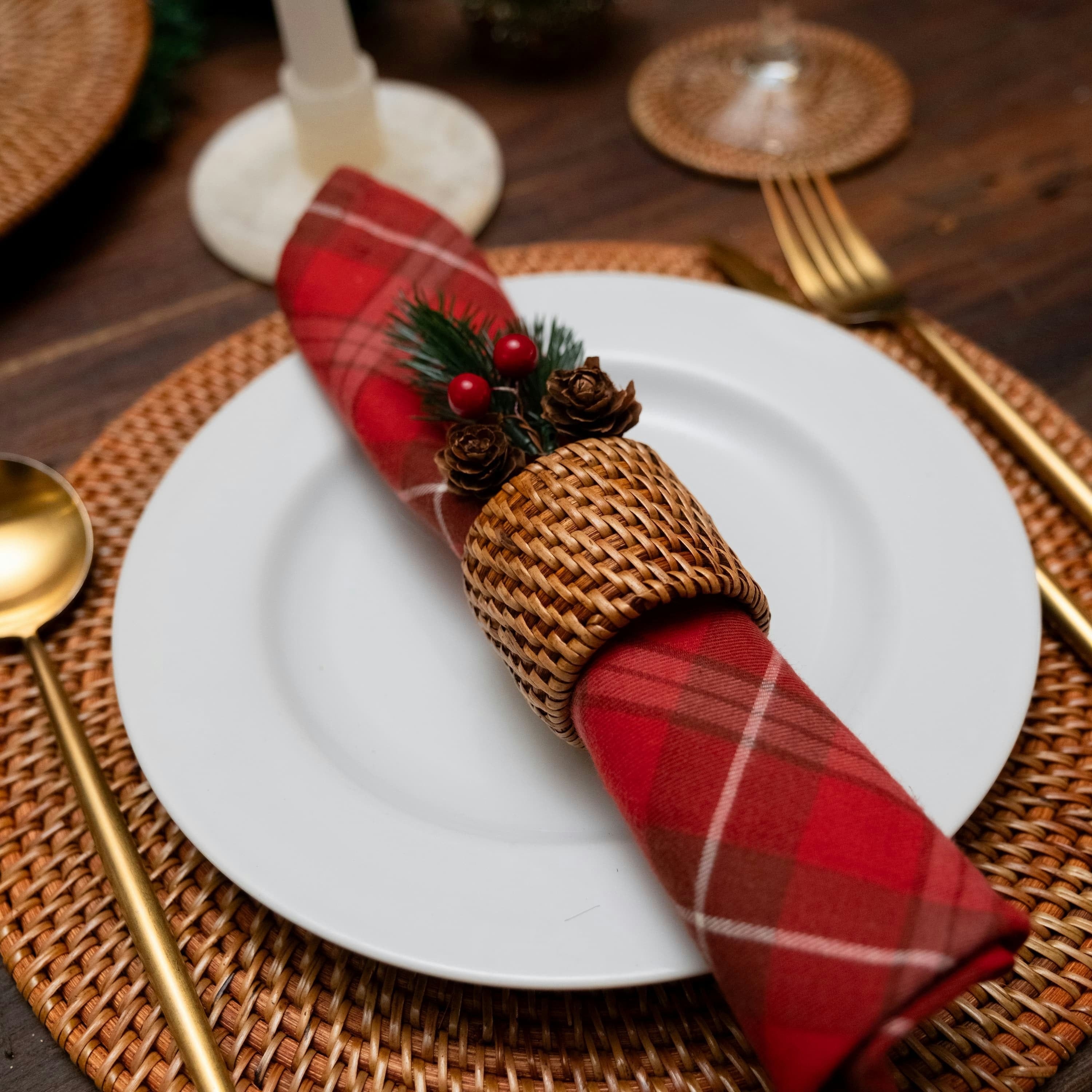 Coastal Villa Homeware Brown Round Wicker Napkin Rings In Four Colours - Honey