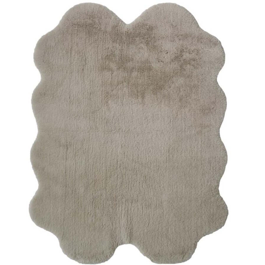 The Rugs Luxury Natural Faux Fur Rug - 105X140 Cm