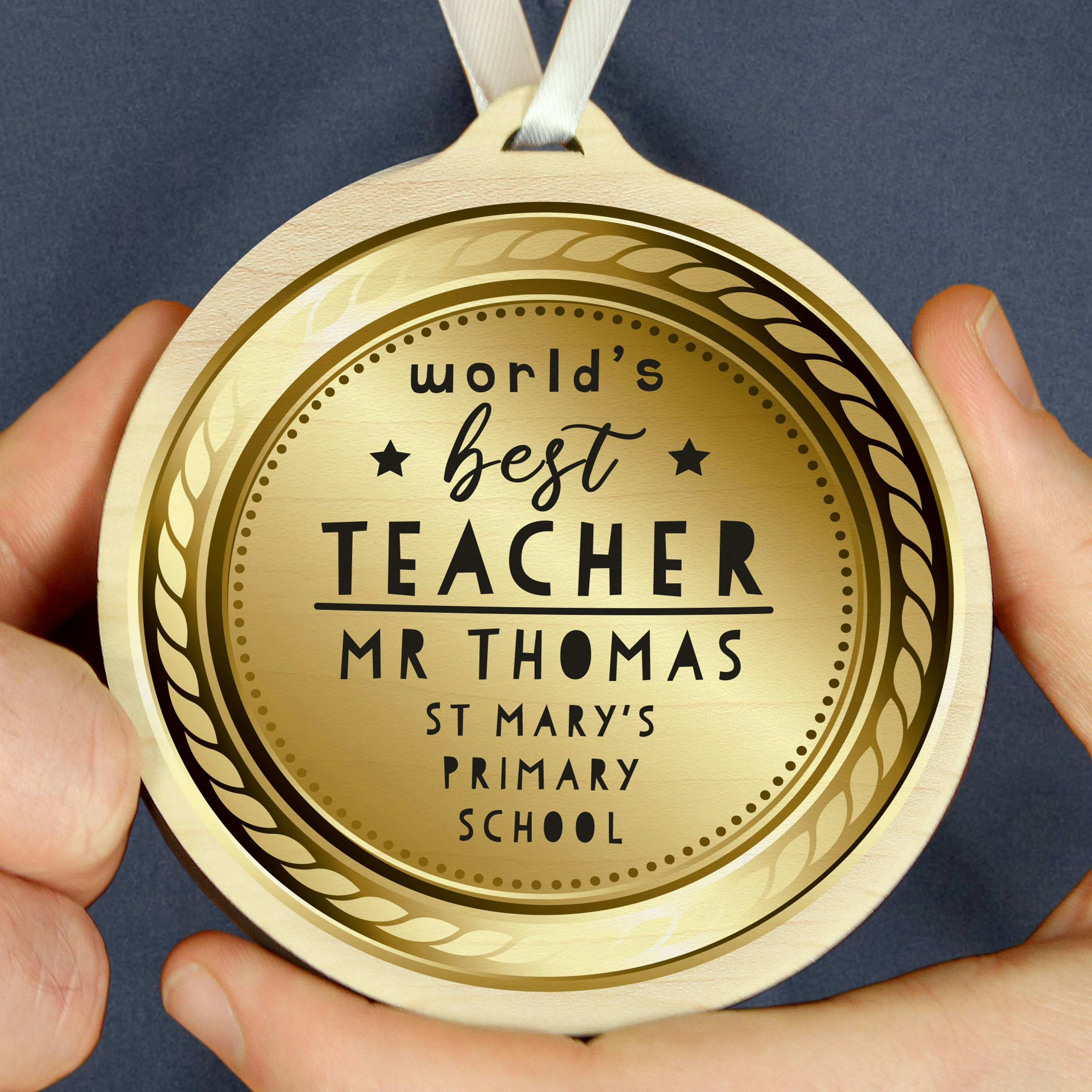 Rackhams Personalised Worldâ’s Best Teacher Round Wooden Medal
