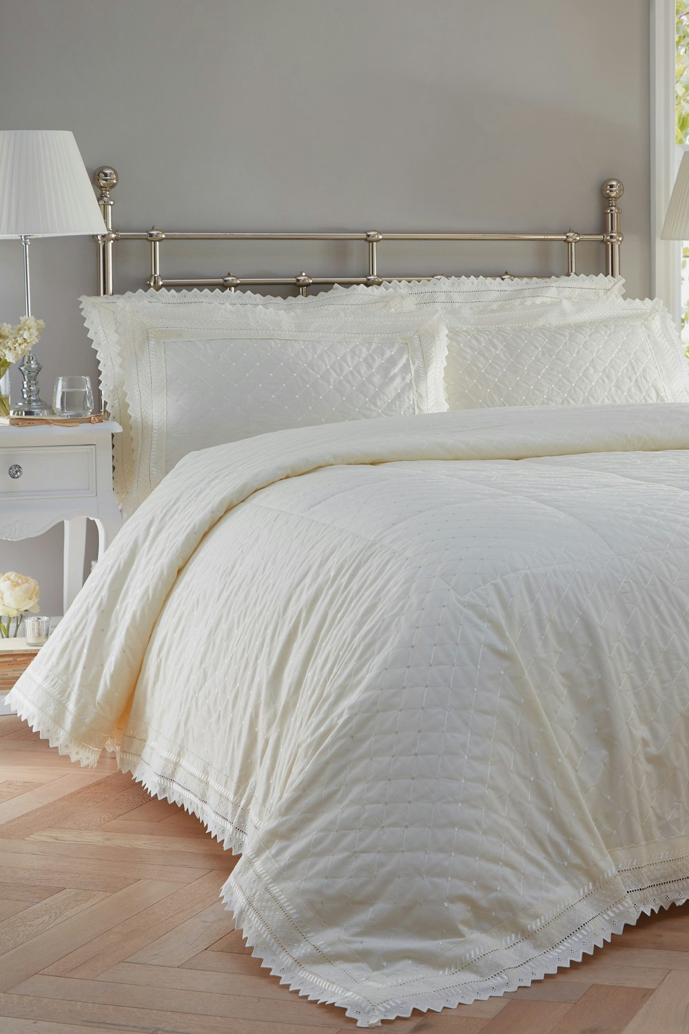 Rackhams Cream Broderie Anglaise Duvet Cover Set - King
