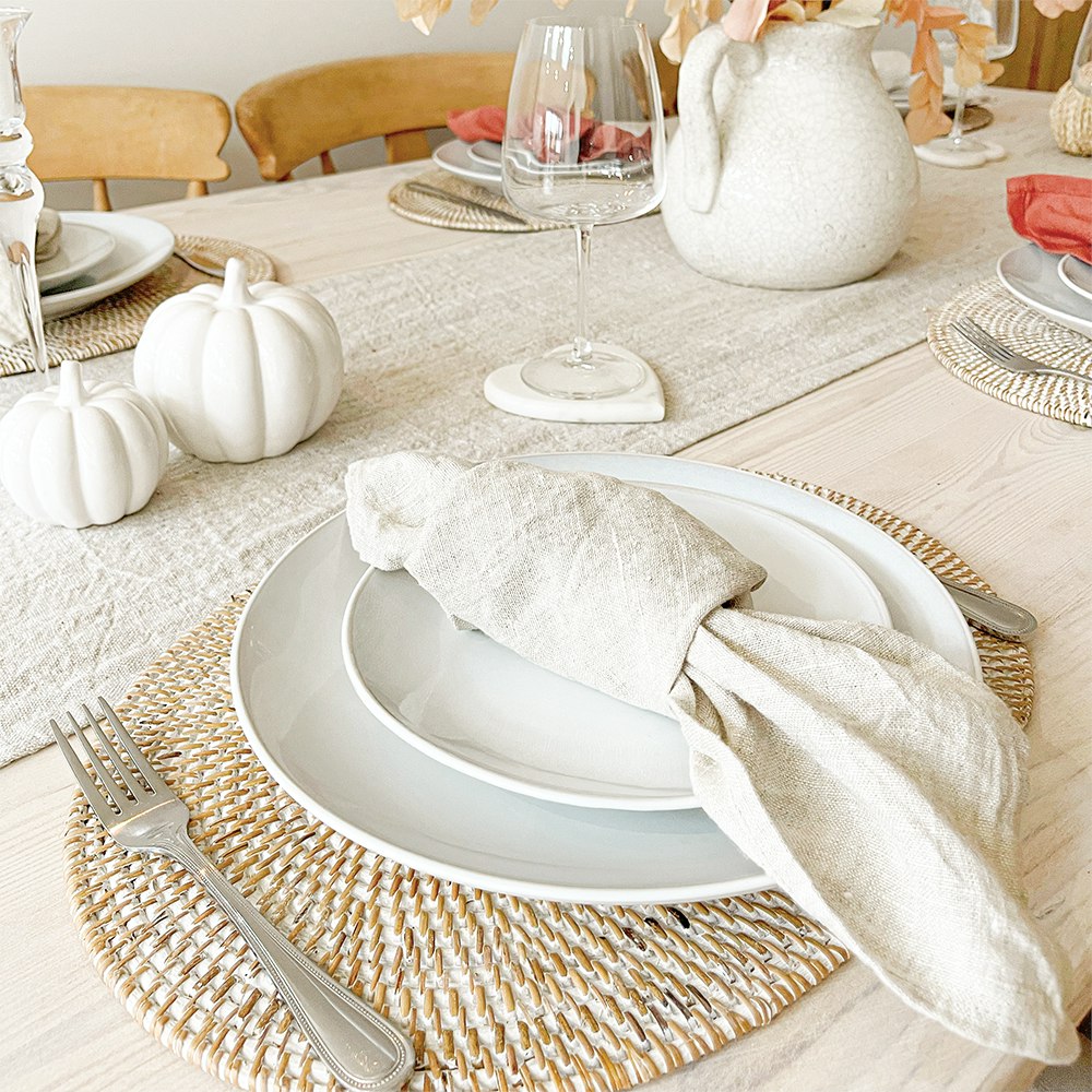 Rackhams White Oval Rattan Dinning Placemats - Wash
