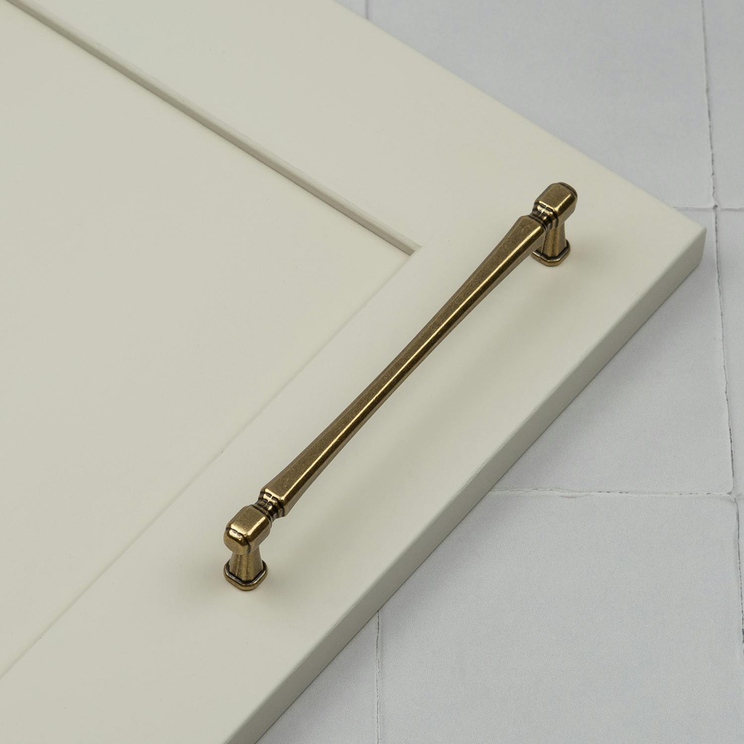 Rackhams Dark/Golden Antique Brass Handles And Coordinating Knob - 160Mm Handle