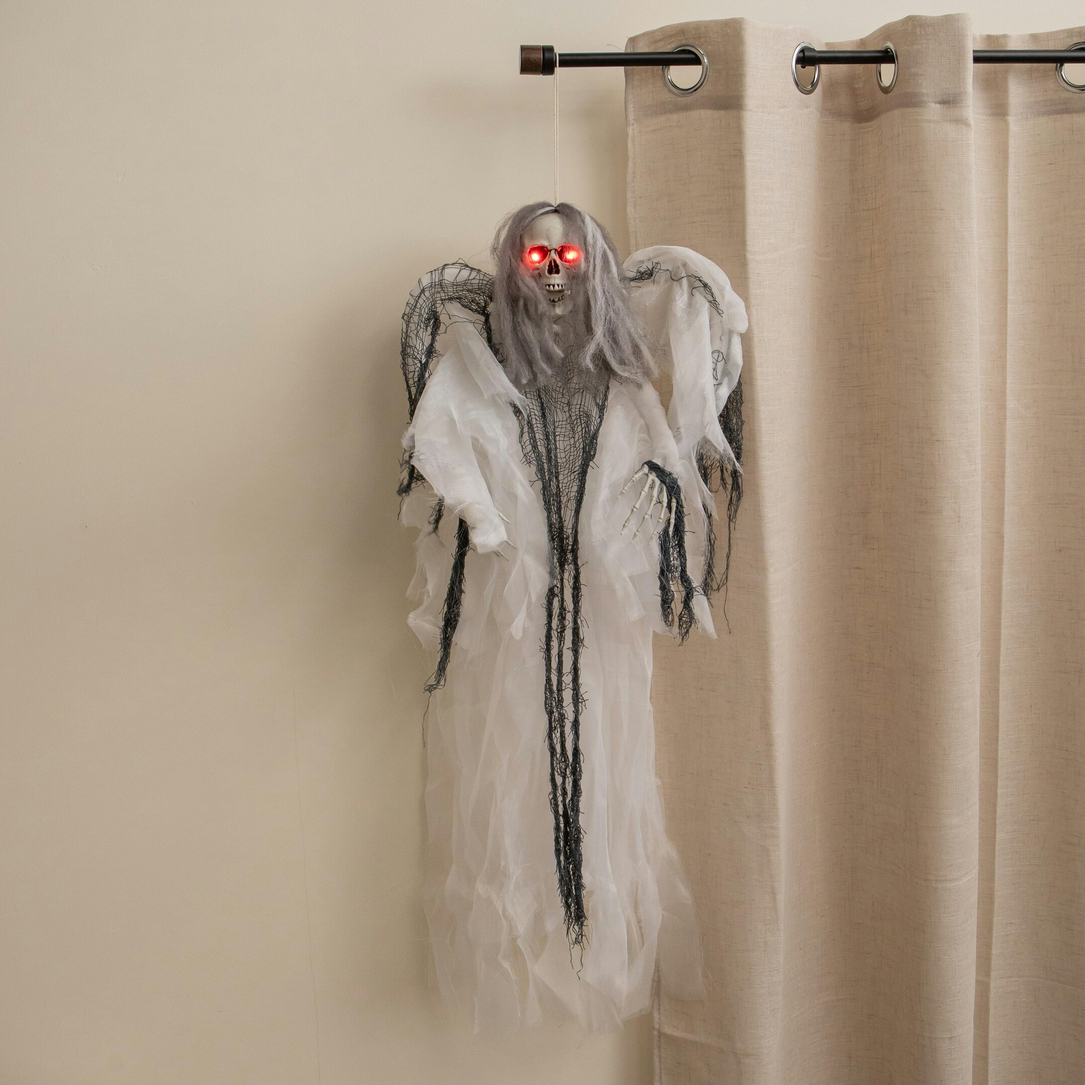 Red 90Cm Animated Flapping Cackling Death Angel Halloween Decoration - Image 4
