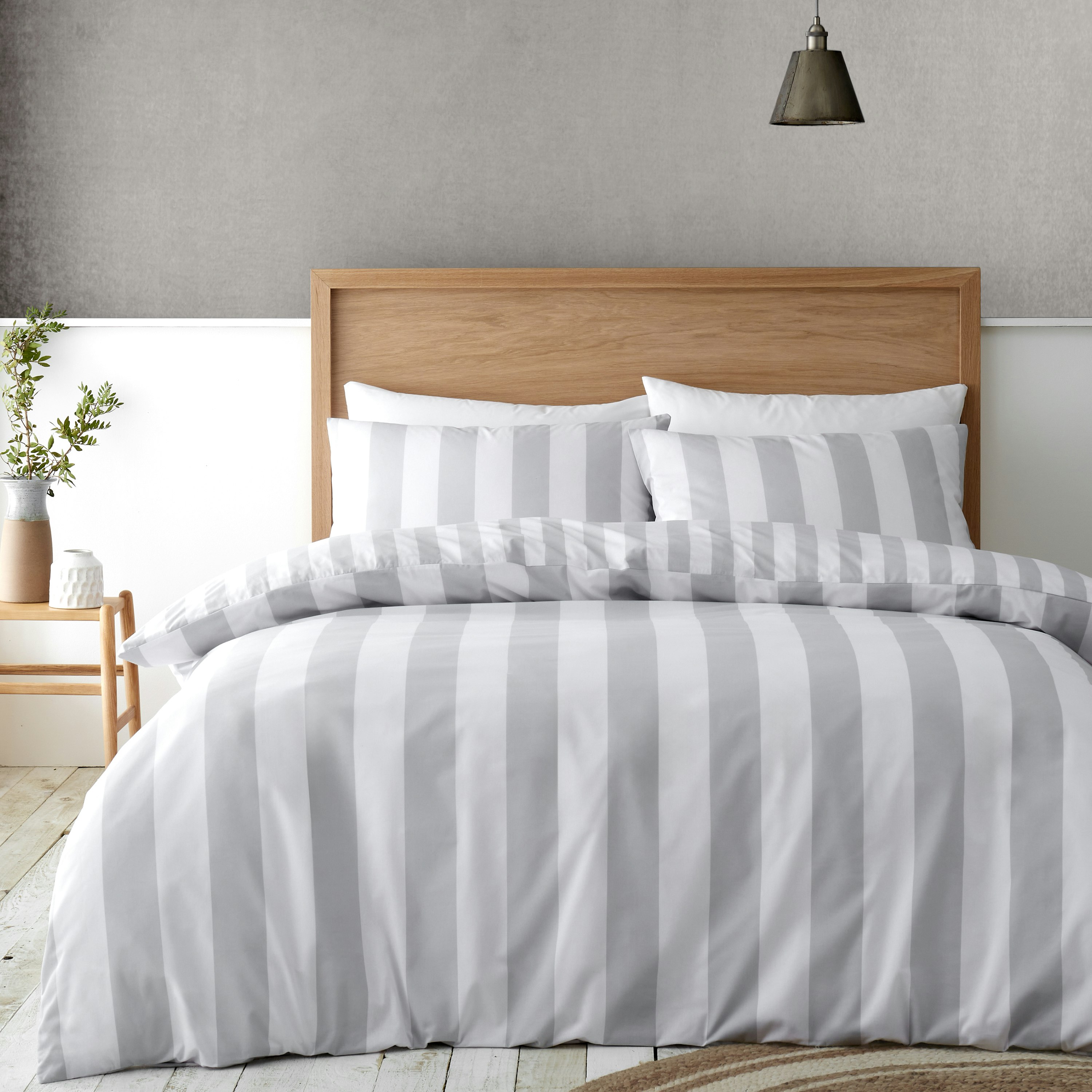 Rackhams Silver/Grey Cove Stripe Reversible Duvet Cover Set - King