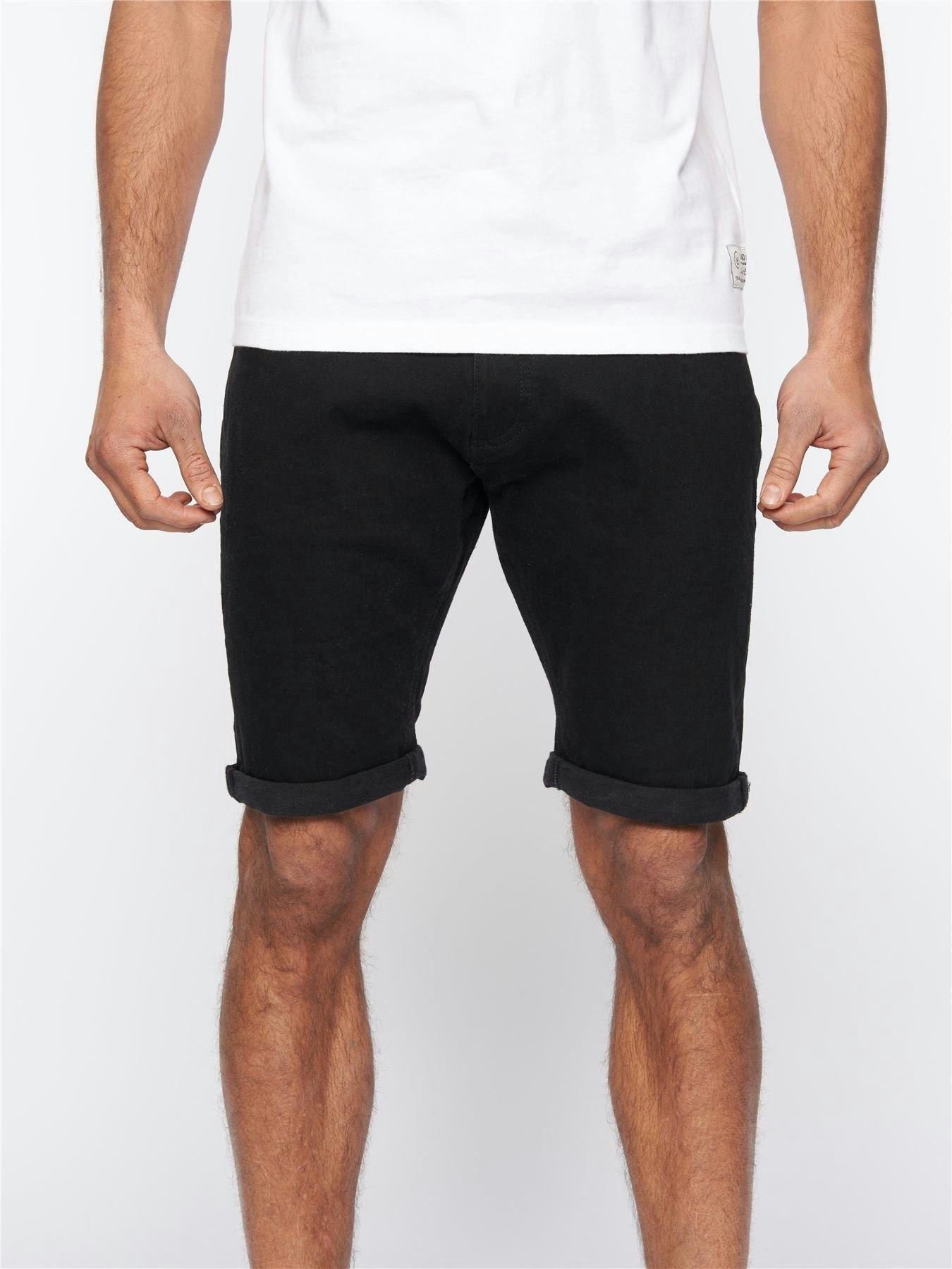 Duck And Cover Men's Black Zeki Shorts - W36