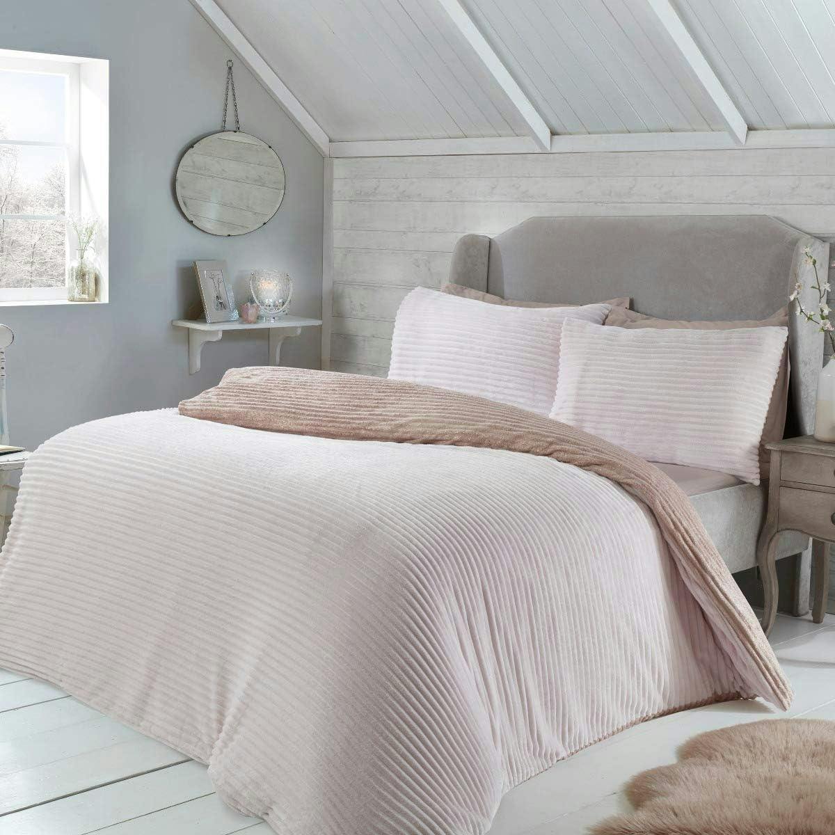 Smart Living Green Luxurious Reversible Sparkle Ribbed Fleece Duvet Cover With Pillowcases - Single (135Cm X 200Cm)