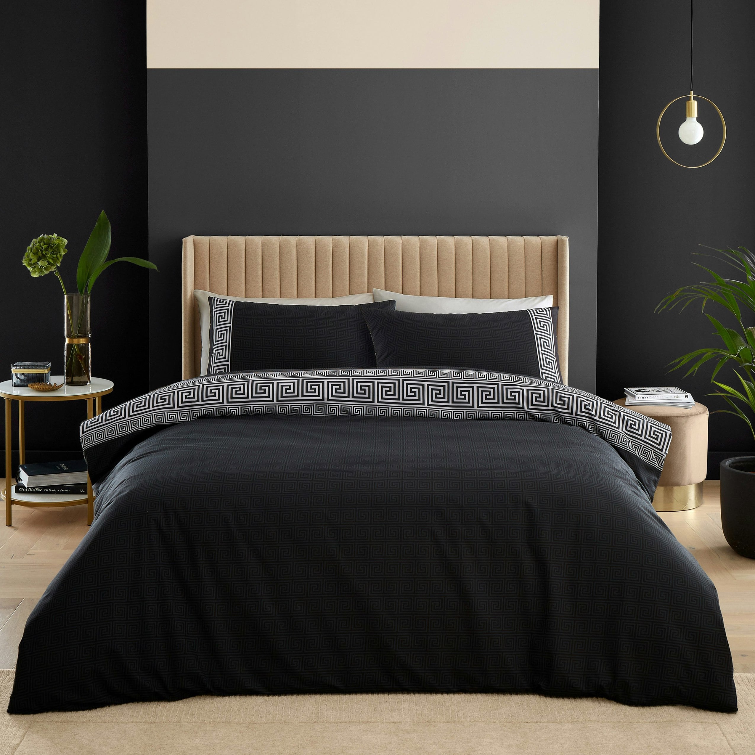 Catherine Lansfield Black Artemis Greek Key Reversible Duvet Cover Set - Single