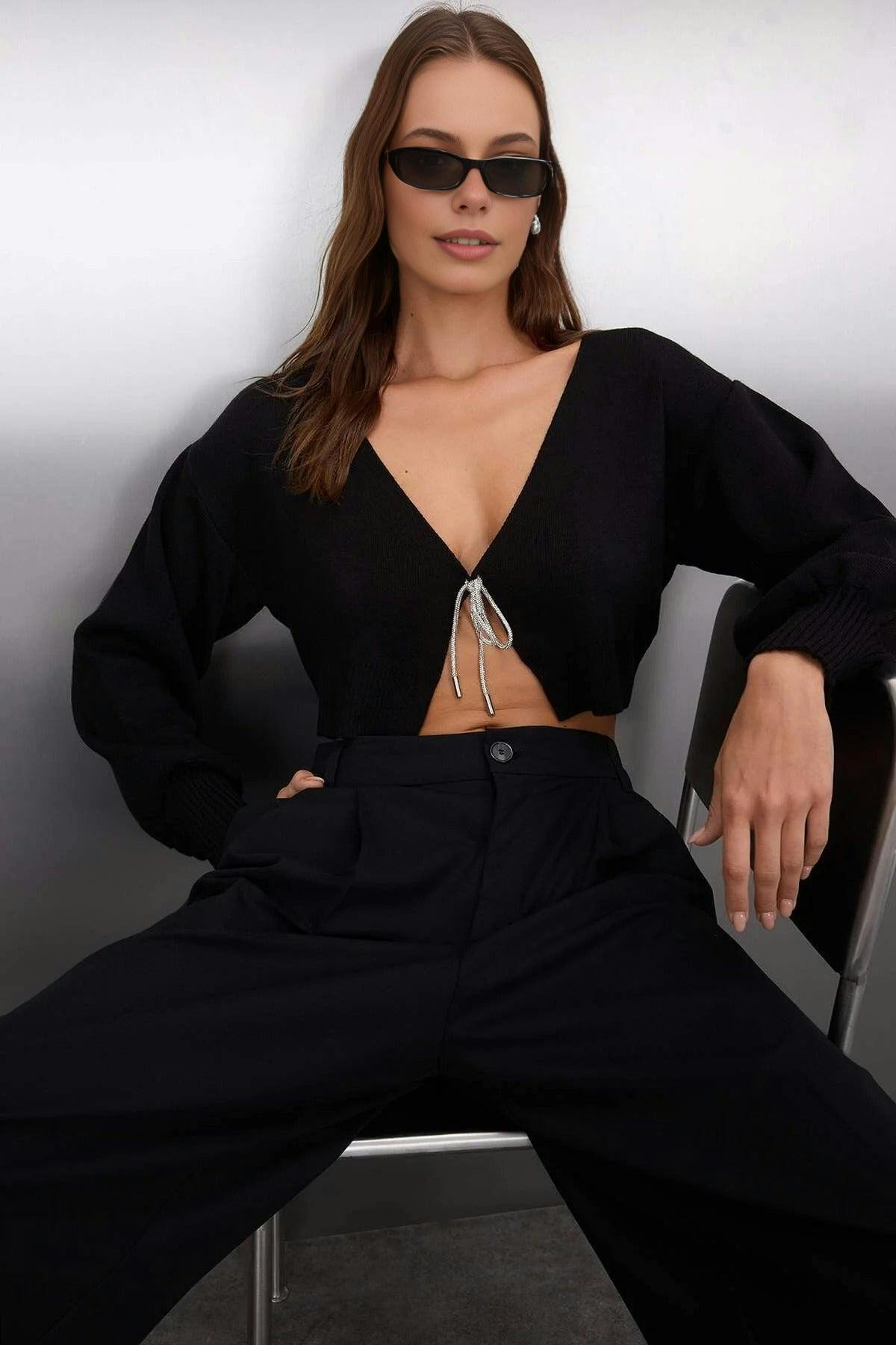 Wovcor Black Super Crop Knit Cardigan With Bow Detail - Xs