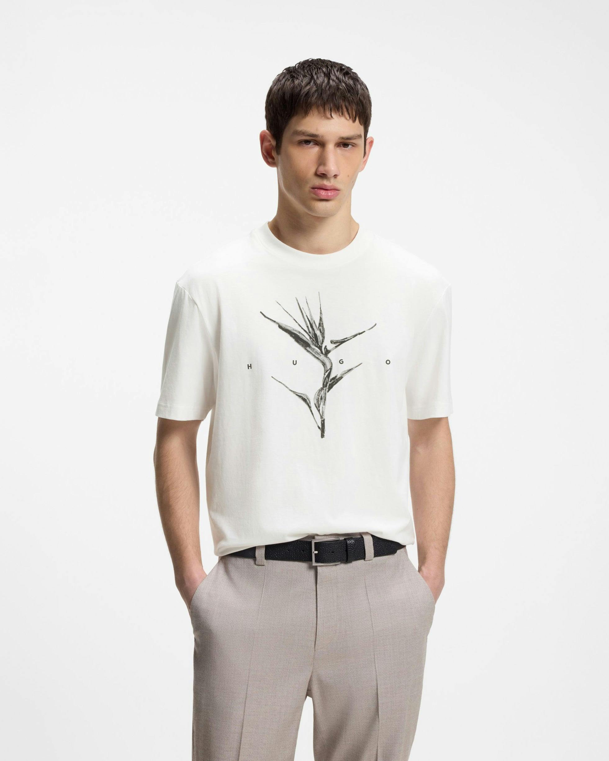 Hugo Men's Darise Relaxed-Fit T-Shirt With Artwork And Logo - Natural 102 - Natural 102 - L