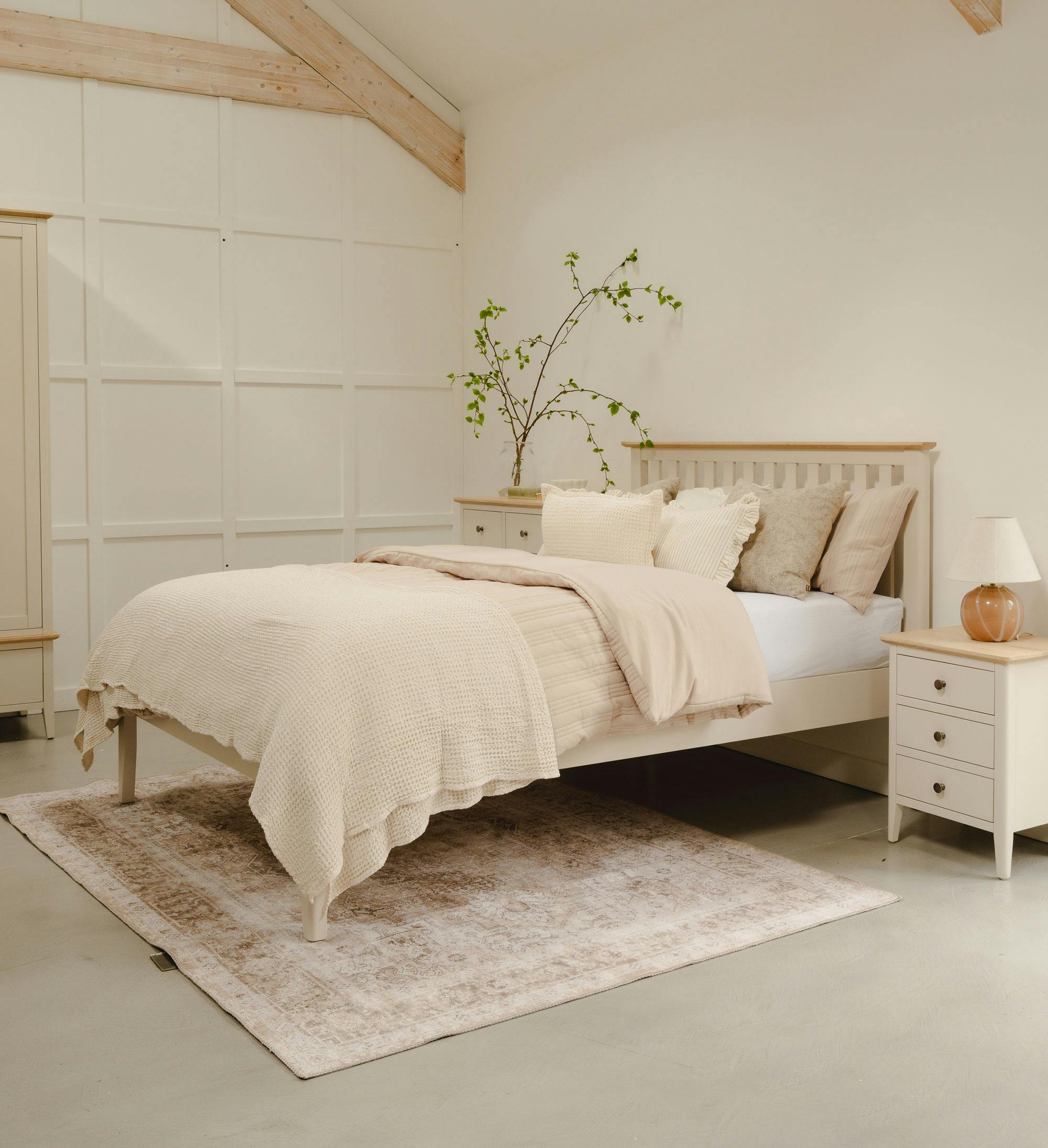 Statement Furniture Pembroke Modern Wooden Bed Frame With Slatted Headboard Double King - Double 4Ft6