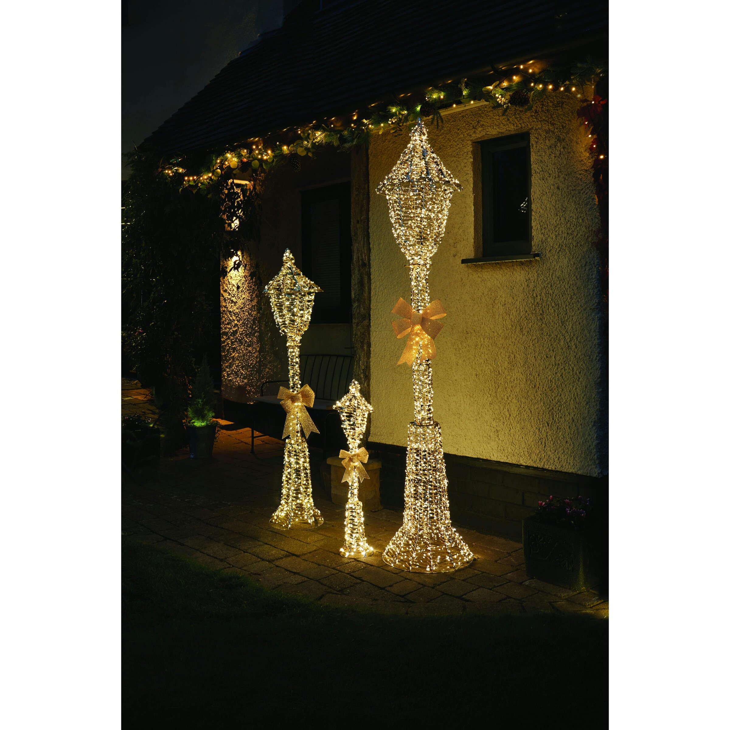 Rackhams Gold/White Twist Lamp Post 150Cm Lv - One Size