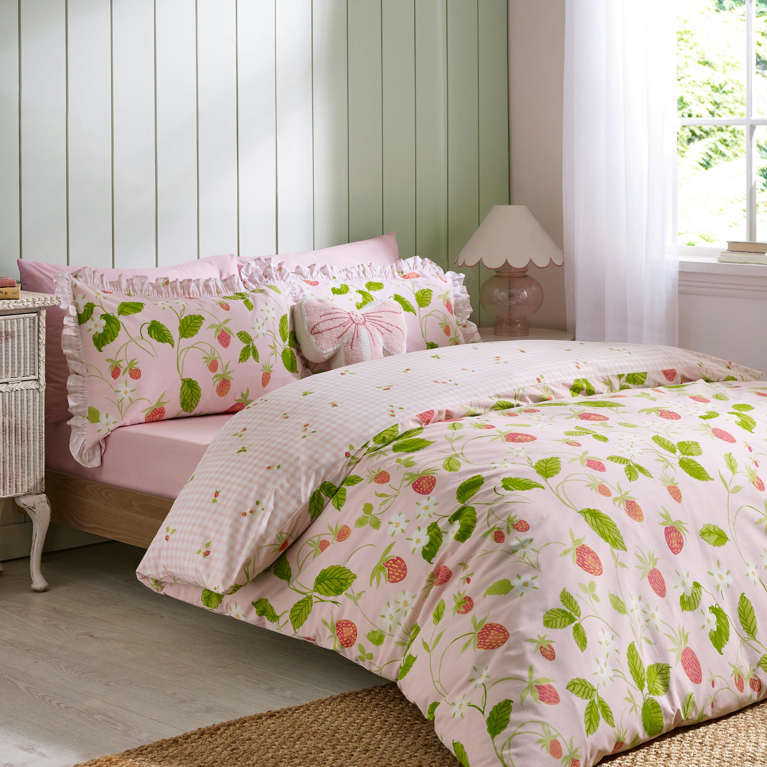Rackhams Pink Strawberry Frills Gingham Reversible Duvet Cover Set - Double
