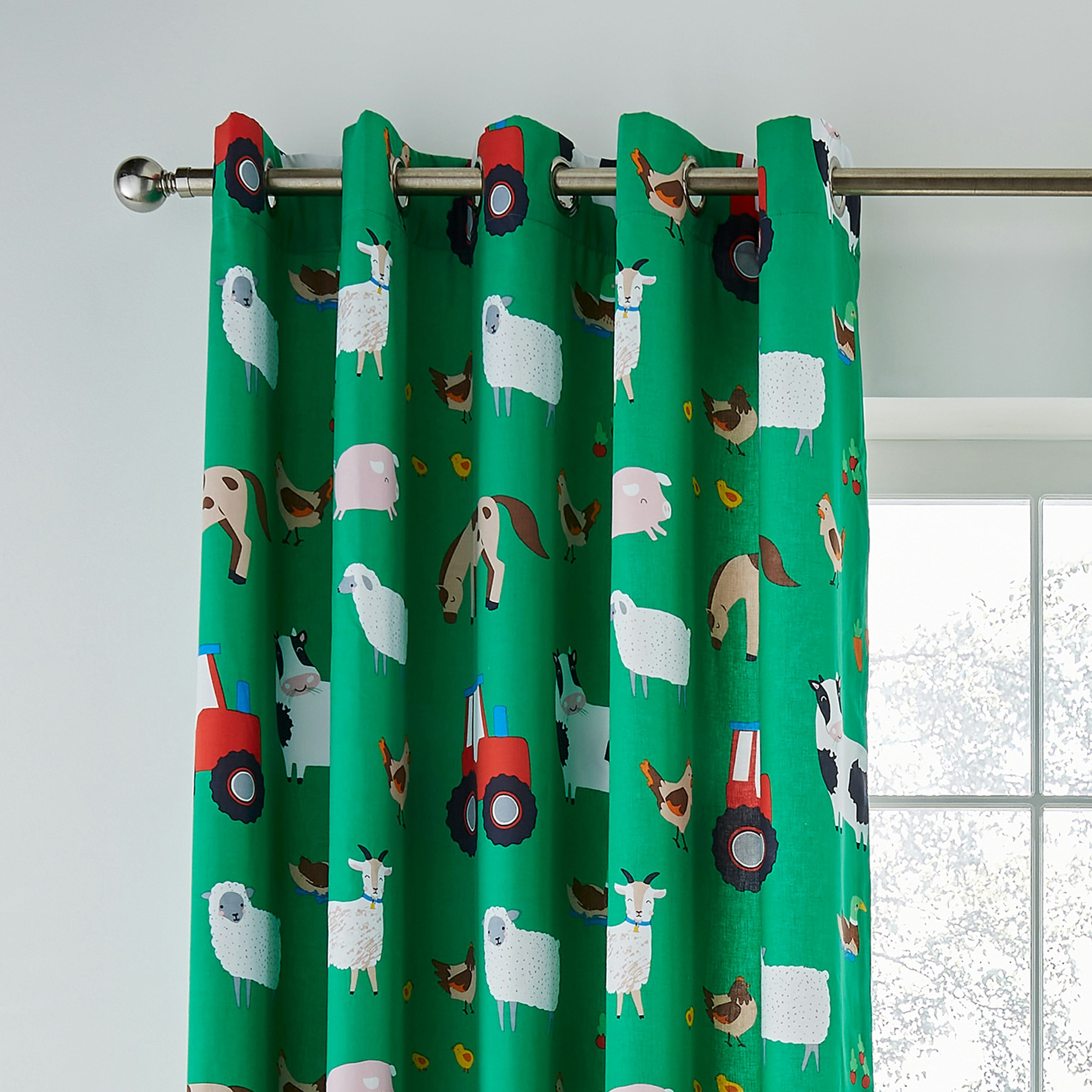 Catherine Lansfield Green Farmyard Animals Fully Reversible Eyelet Curtains - 66X72 Inch