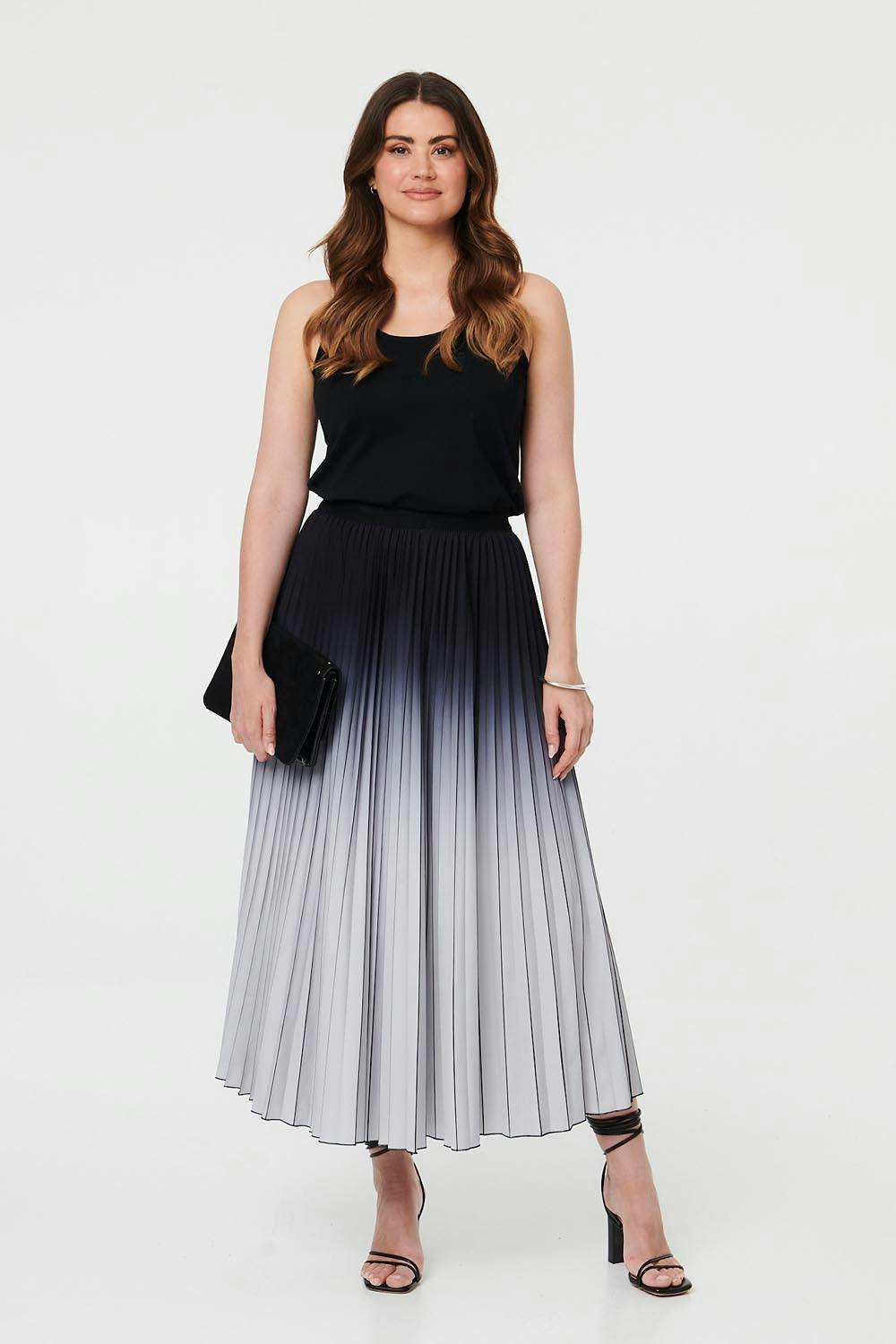 Izabel London Black Ombre Pleated High Waist Maxi Skirt - M