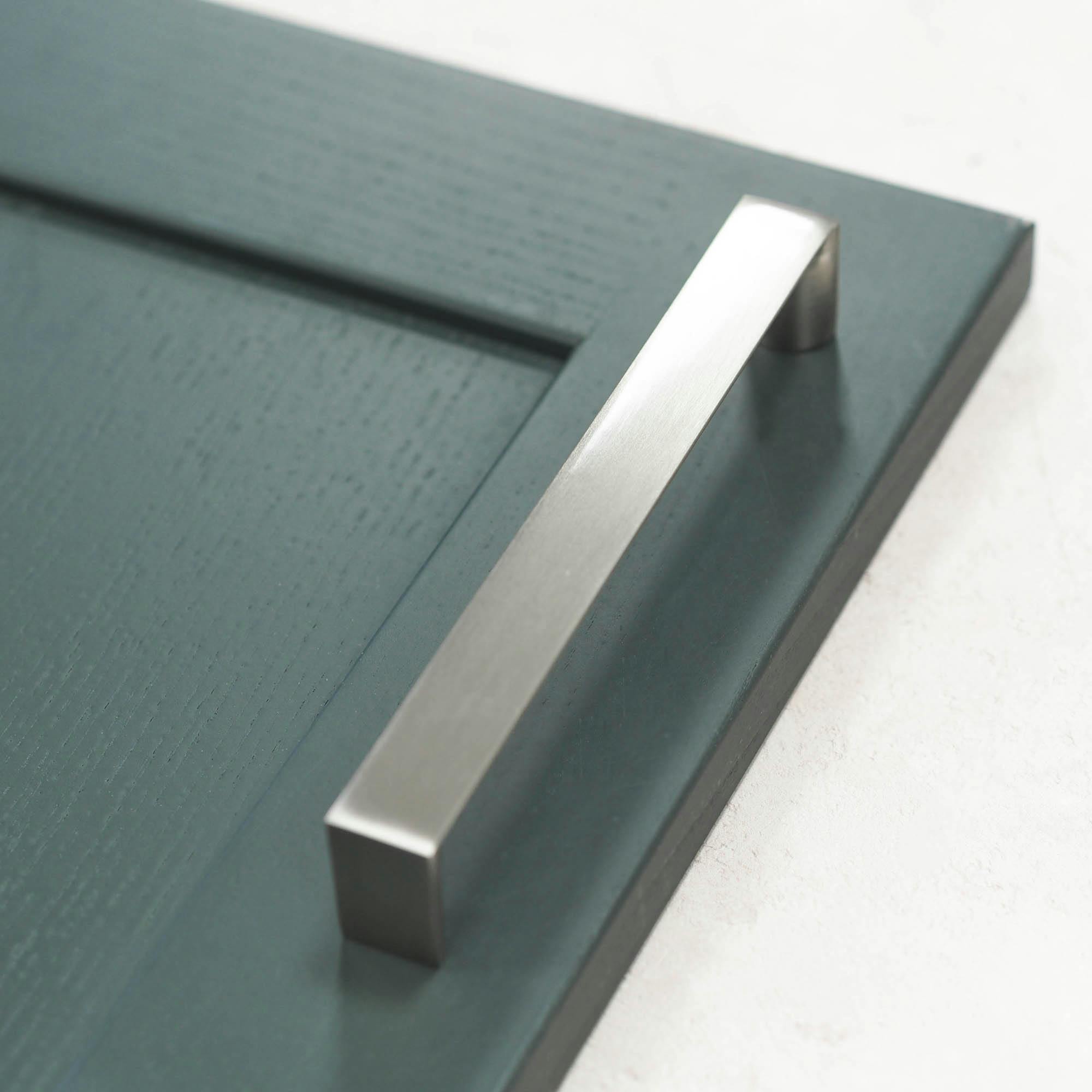 Rackhams 160Mm Brushed Nickel Square D Handle