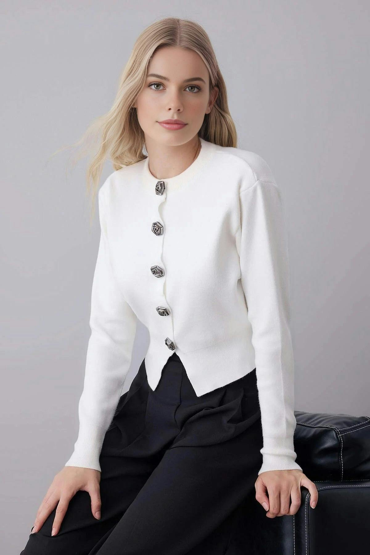 Wovcor White Premium Yarn Crop Knit Cardigan With Rose Button Detail - S