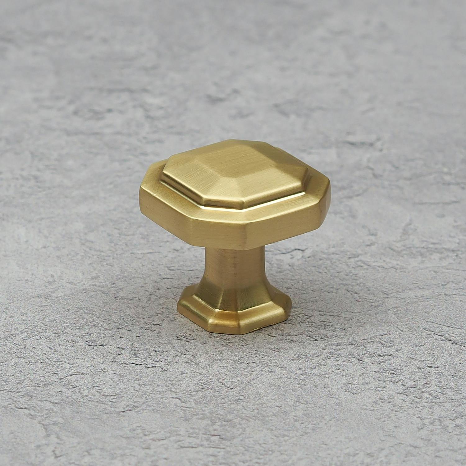 Rackhams Light Polished Brass Octagonal Knob And Geometric Handles - 30Mm Knob
