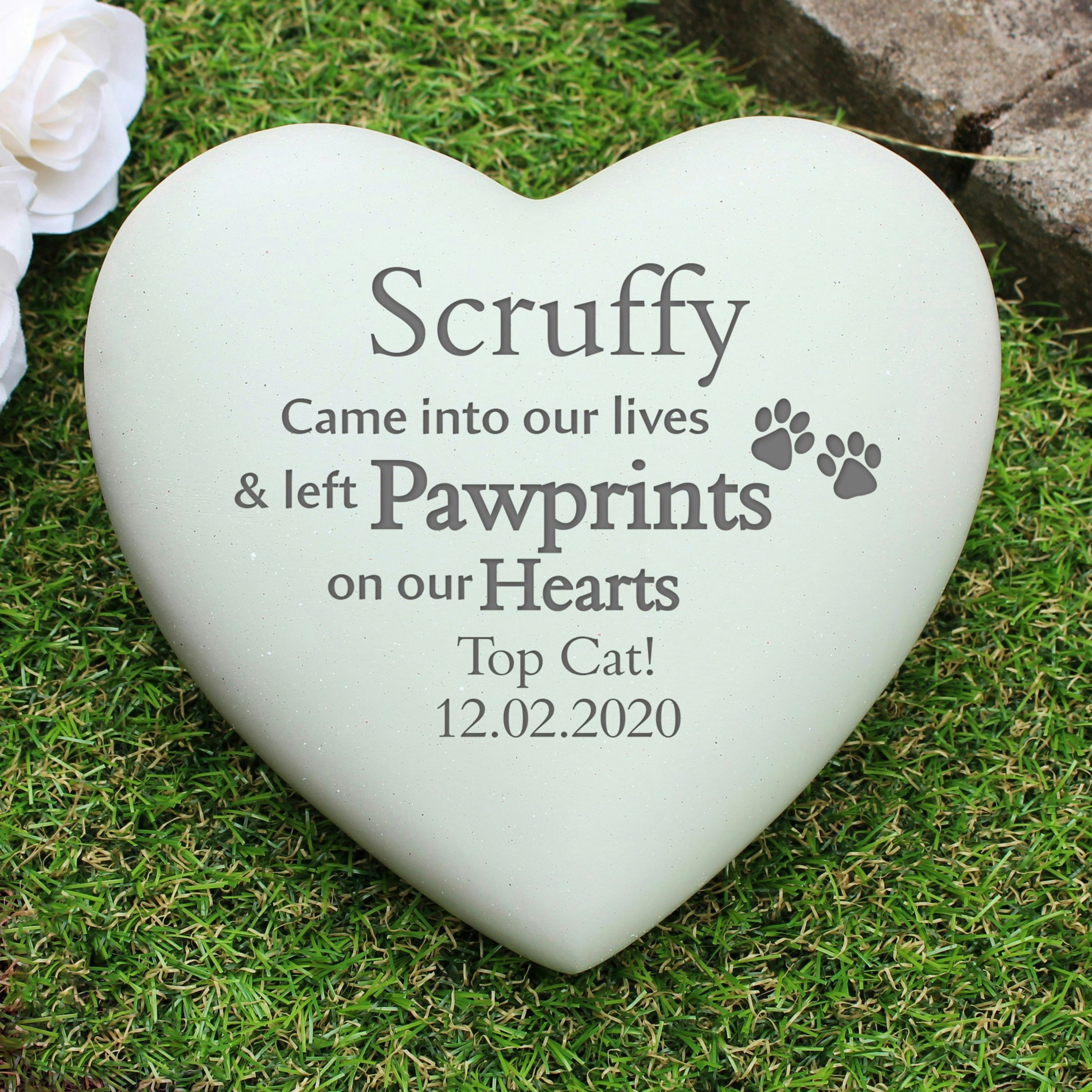 Rackhams Personalised Pet Pawprints Heart Memorial