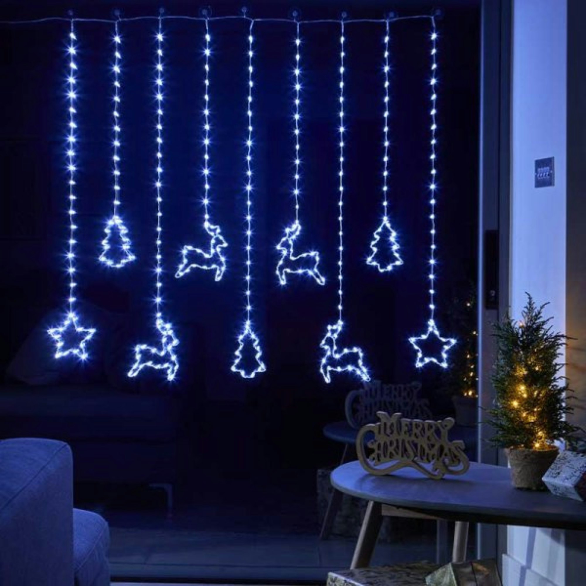 Rackhams Light/White 1.2 X 1.1M Christmas Window Curtain With 327 Cool Leds