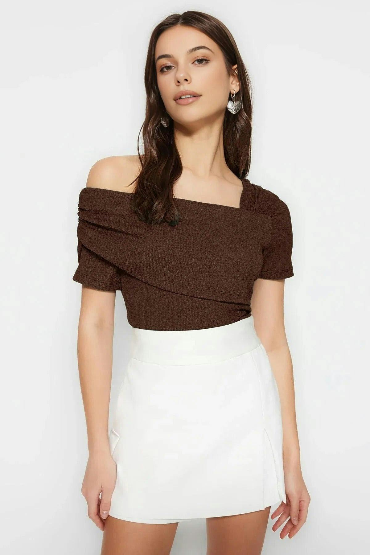 Wovcor Brown Asymmetrical Collar Fitted Snap Button Knitted Bodysuit - S