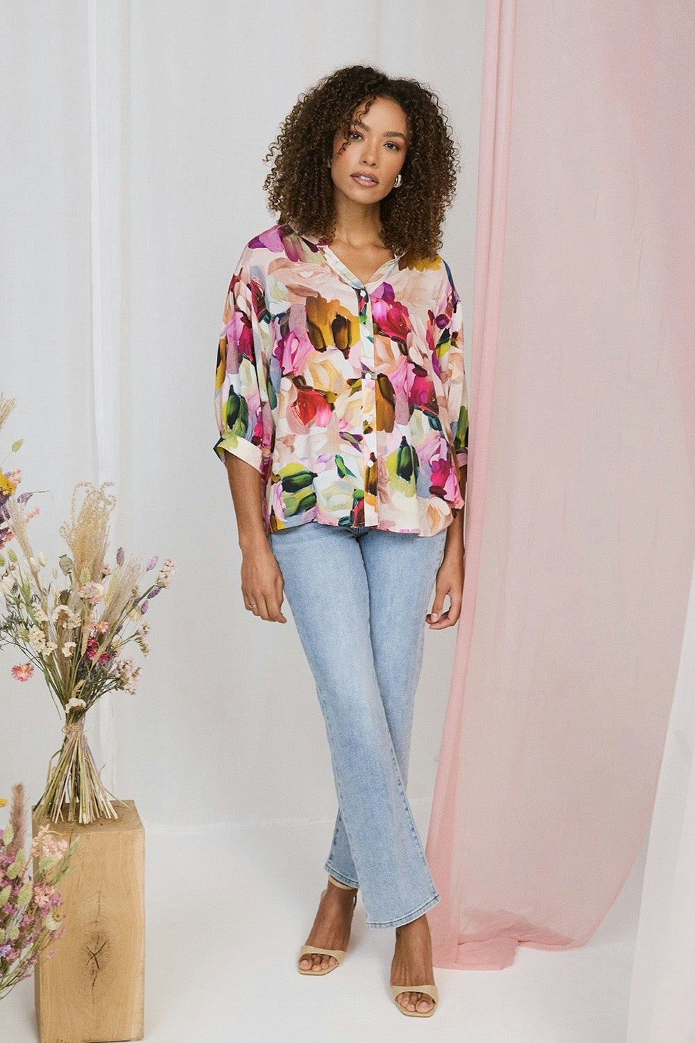 Izabel London Blue Floral Pocket Patch Straight Fit Jeans - 18